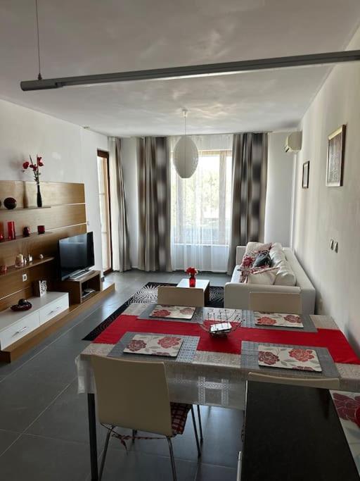 Apartment in Paradise View complex