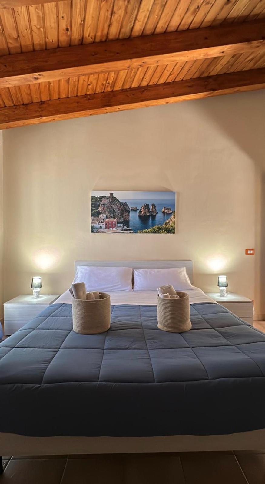 Domus Mea Apartments