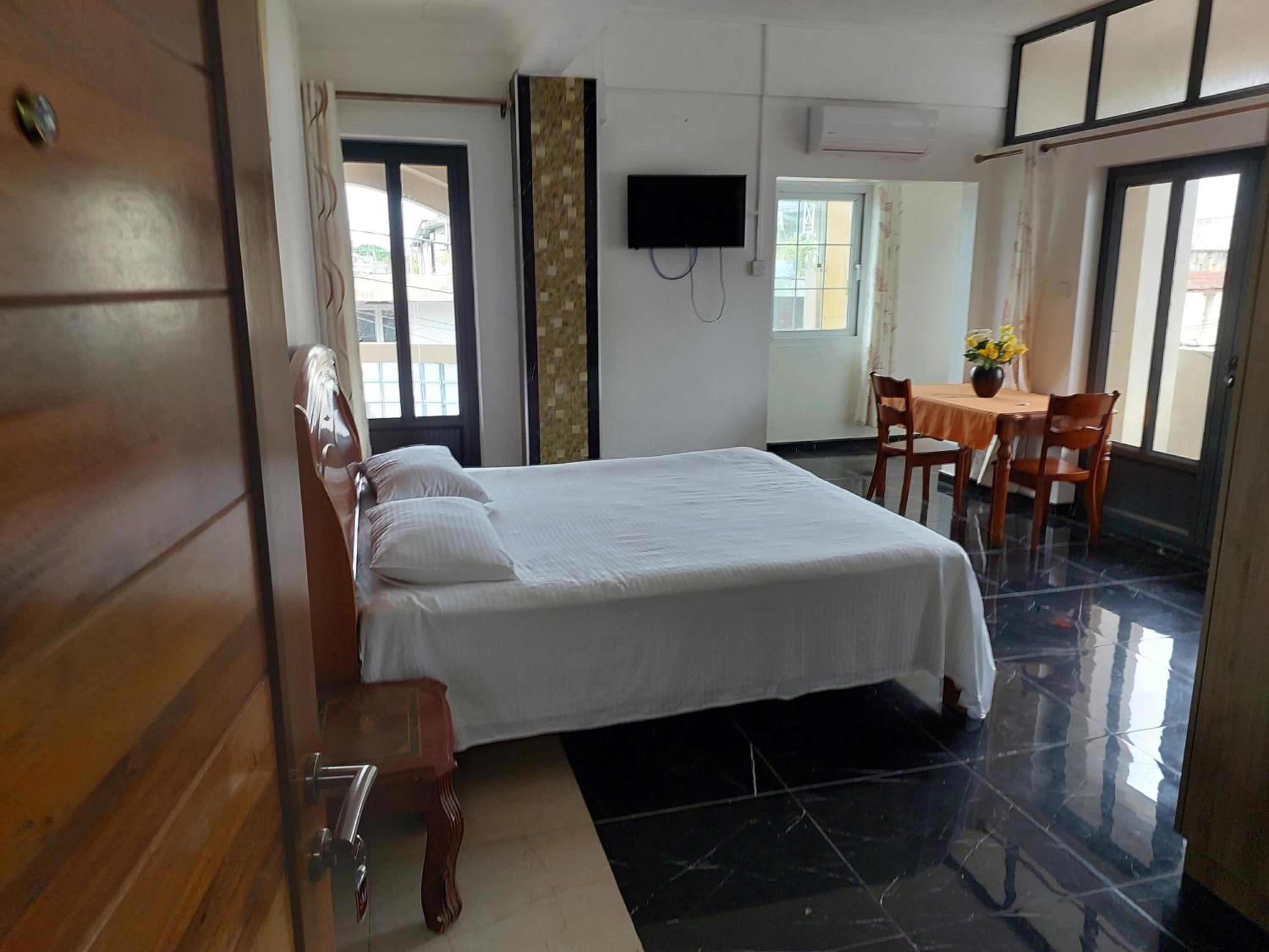 Mahe Holiday Resort