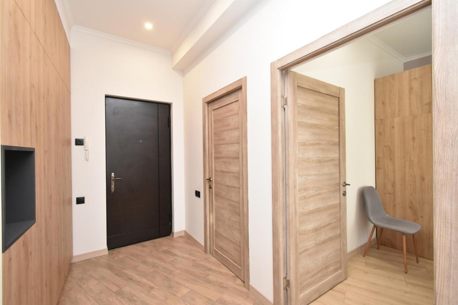 Demirchyan street, 1 bedroom Stylish apartment with Open Balcony DE140