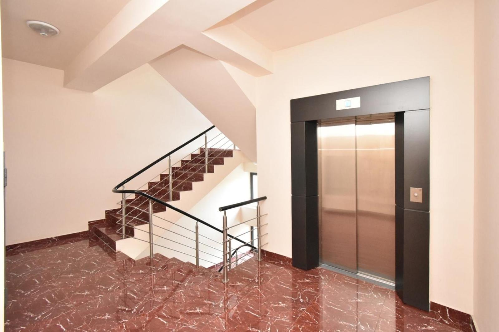 Demirchyan street, 1 bedroom Stylish apartment with Open Balcony DE140