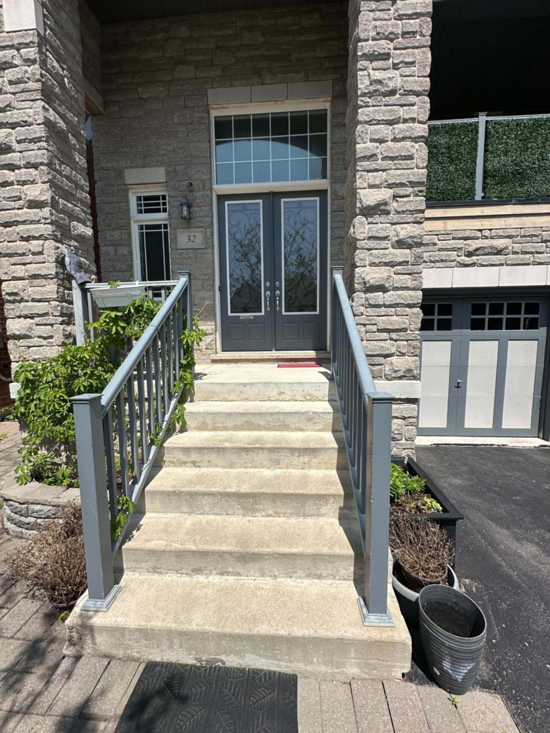 Luxury Villa in Richmond Hill