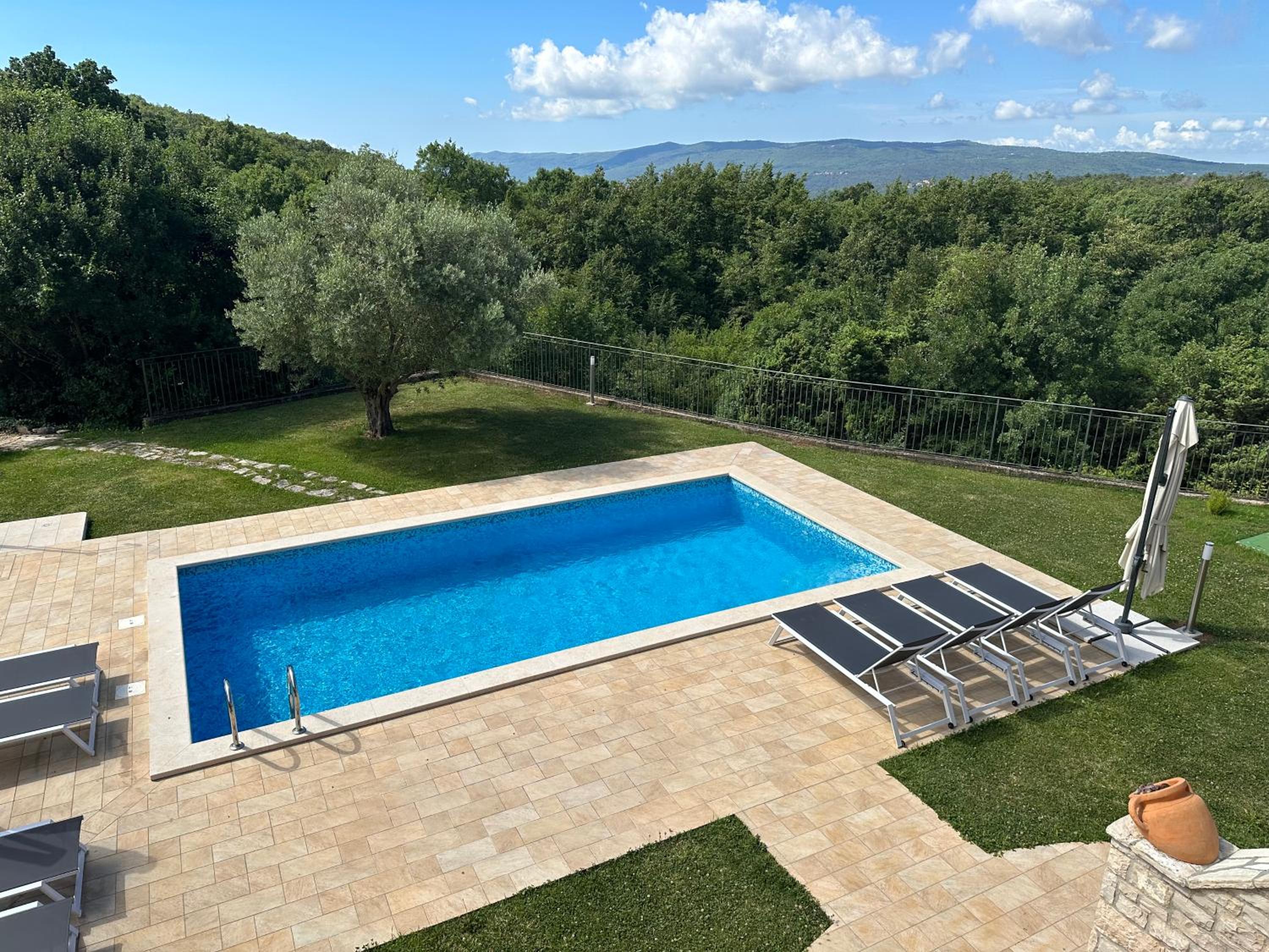 Villa Vicani view 3