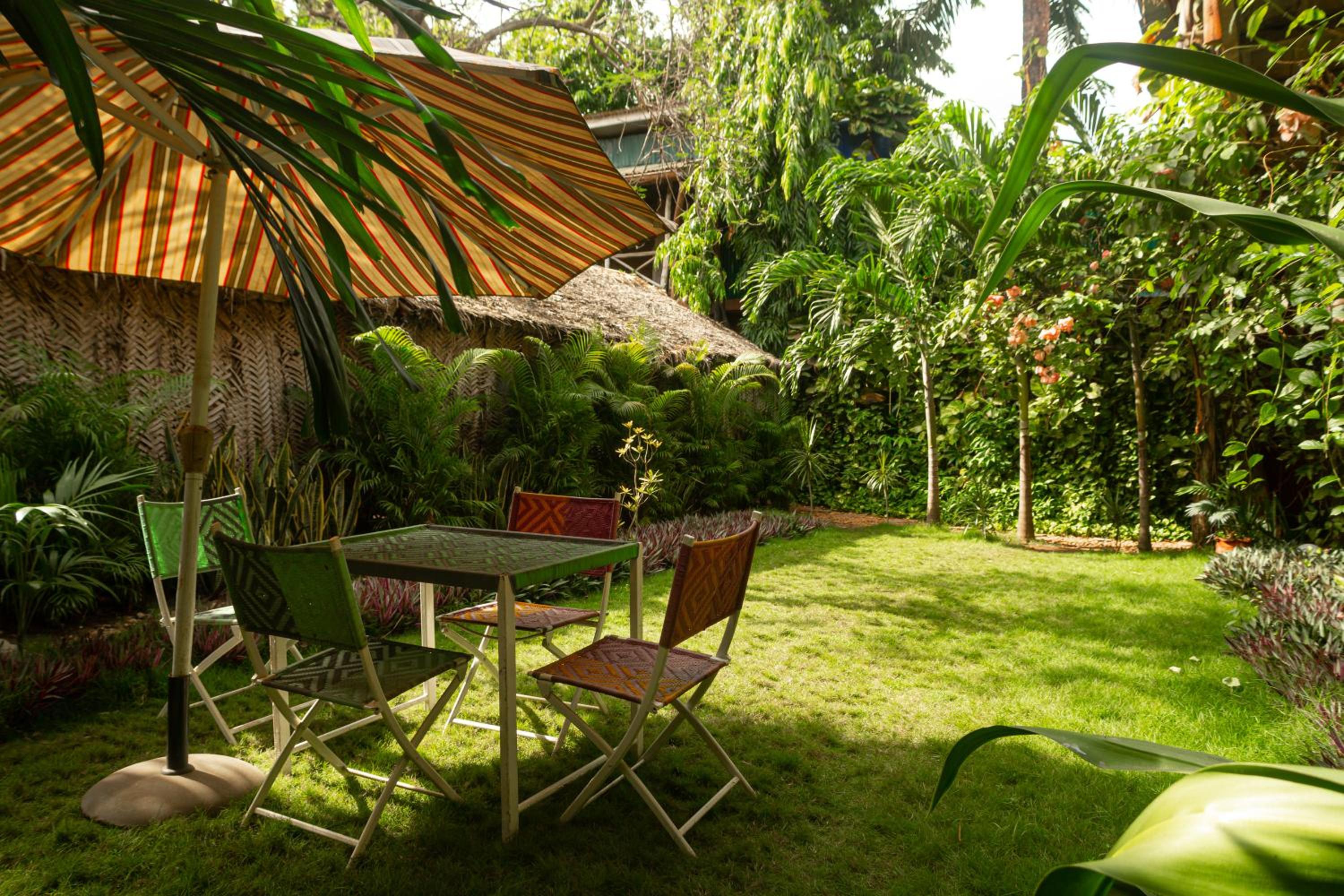 Alafia Lodge
