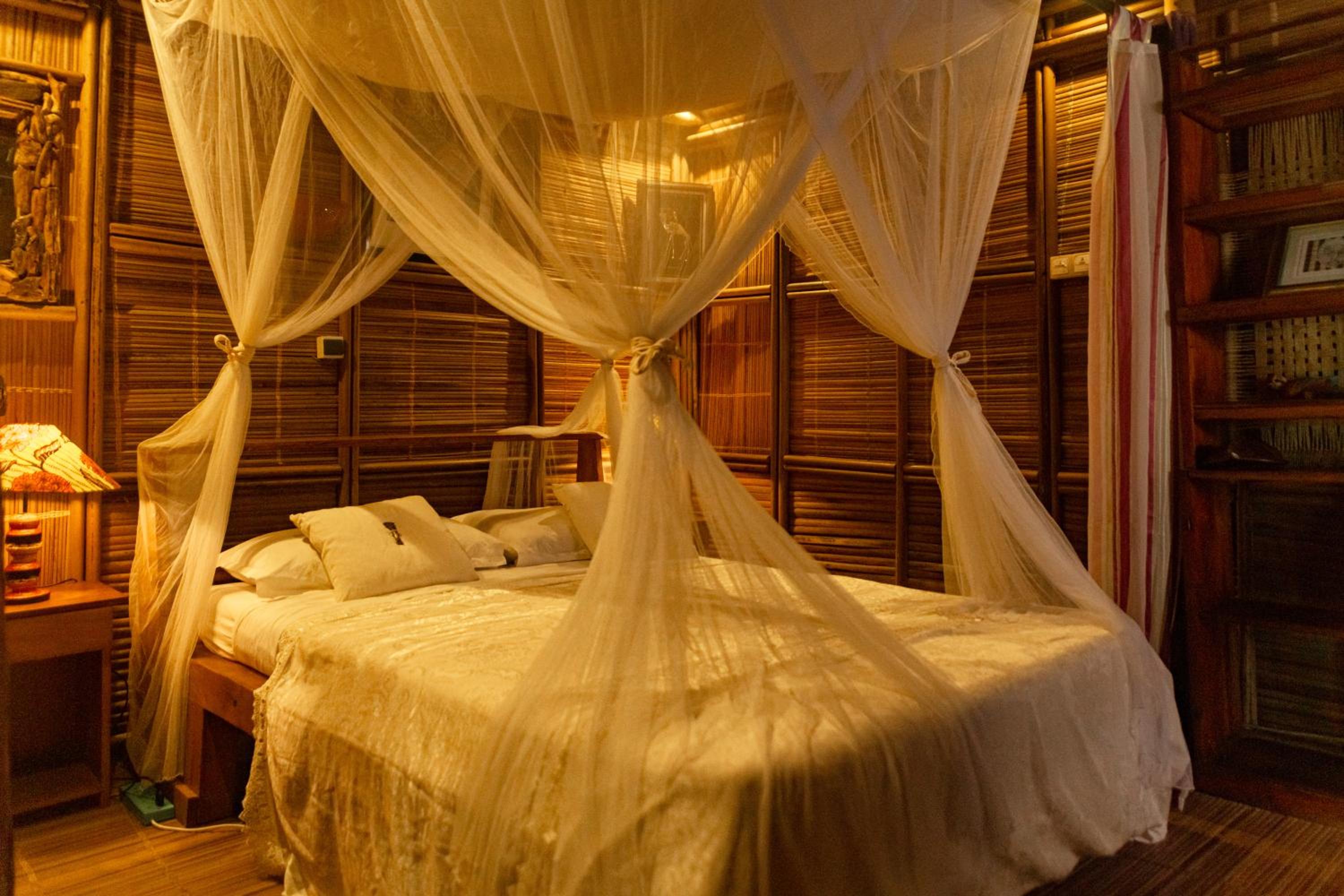 Alafia Lodge
