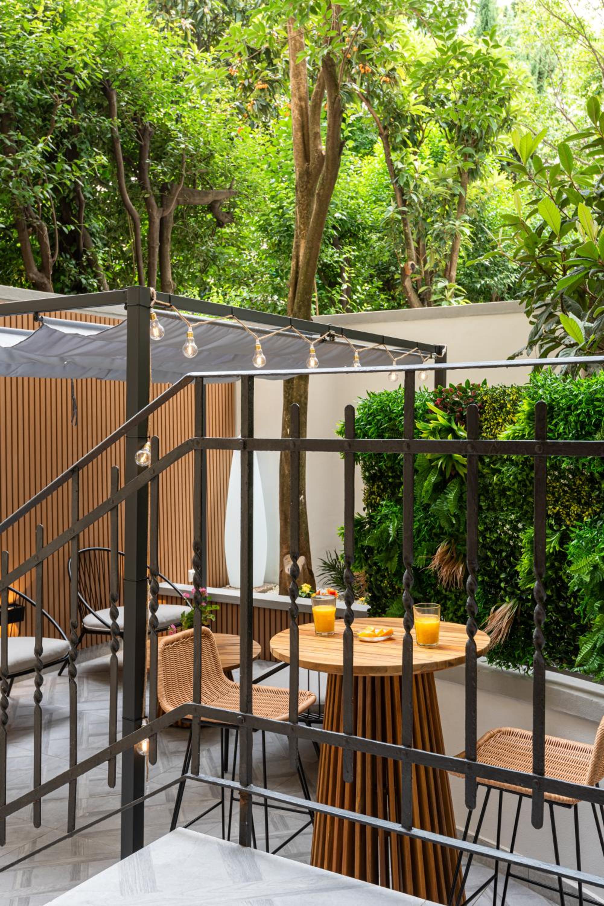 Elegante Appartamento con Giardino Privato, Jacuzzi nel Cuore di Firenze photo 2