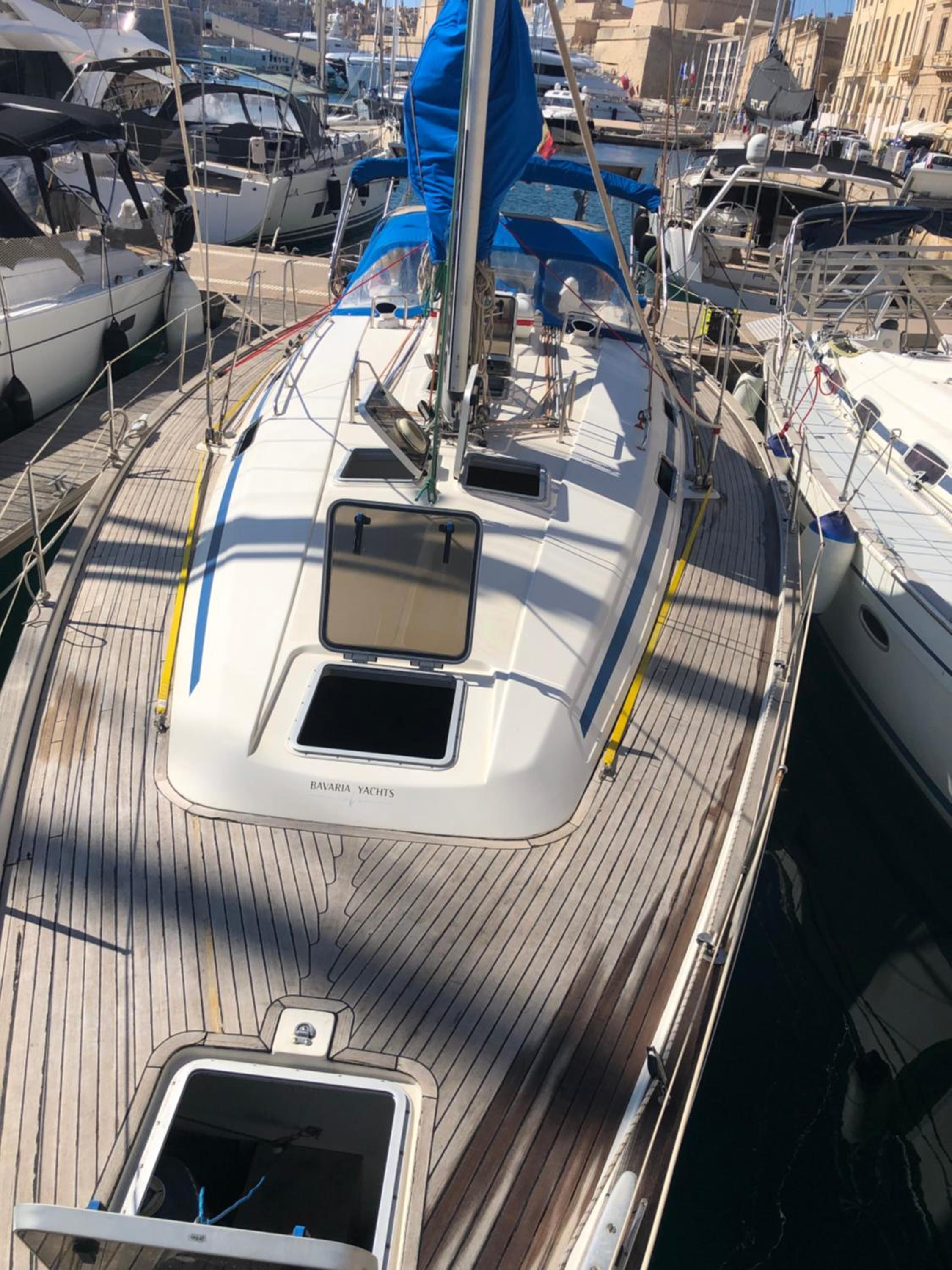 Entire boat 3 cabins in Birgu vittoriosa view 4