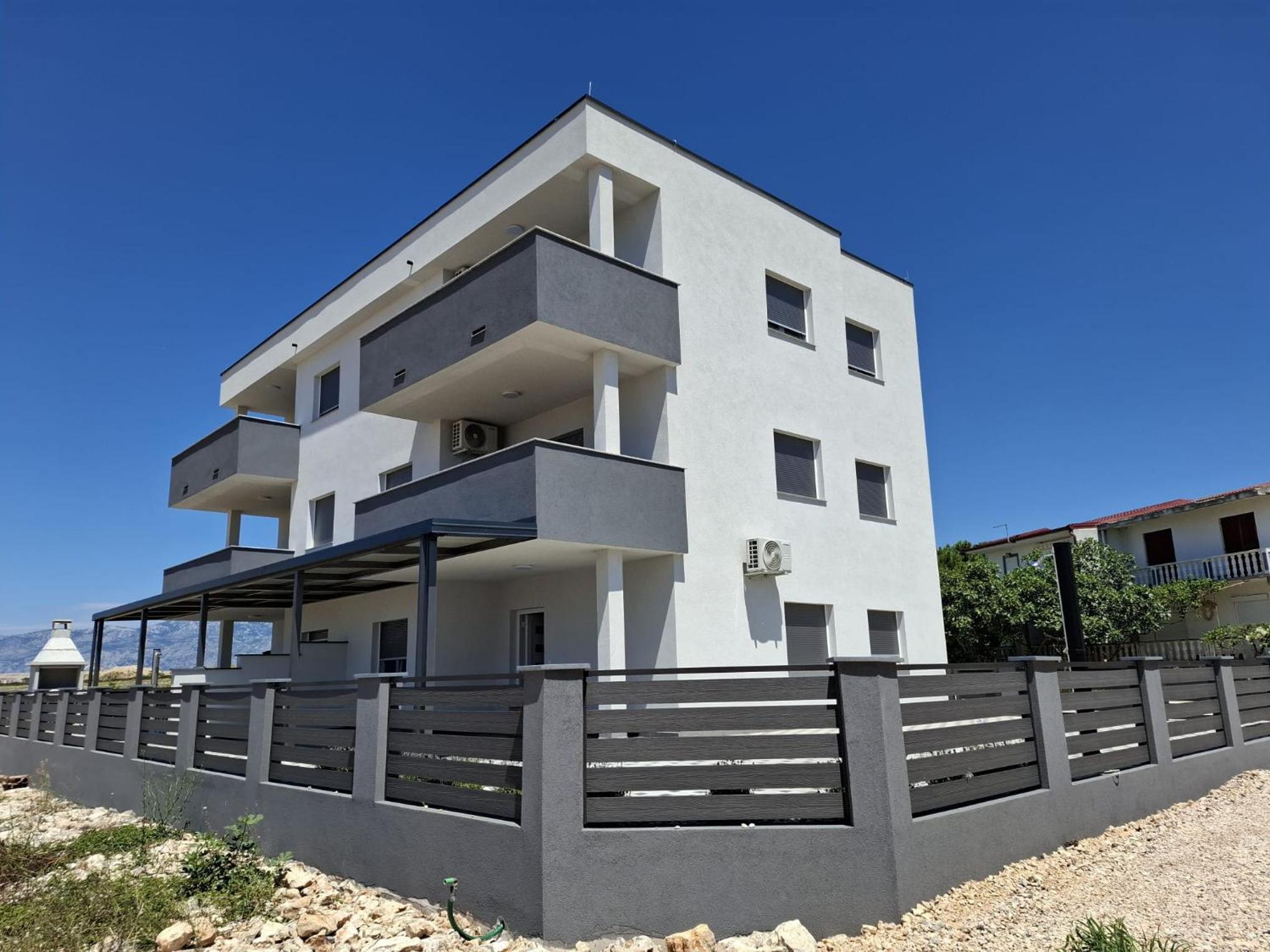 MiMa apartments island Pag,Povljana