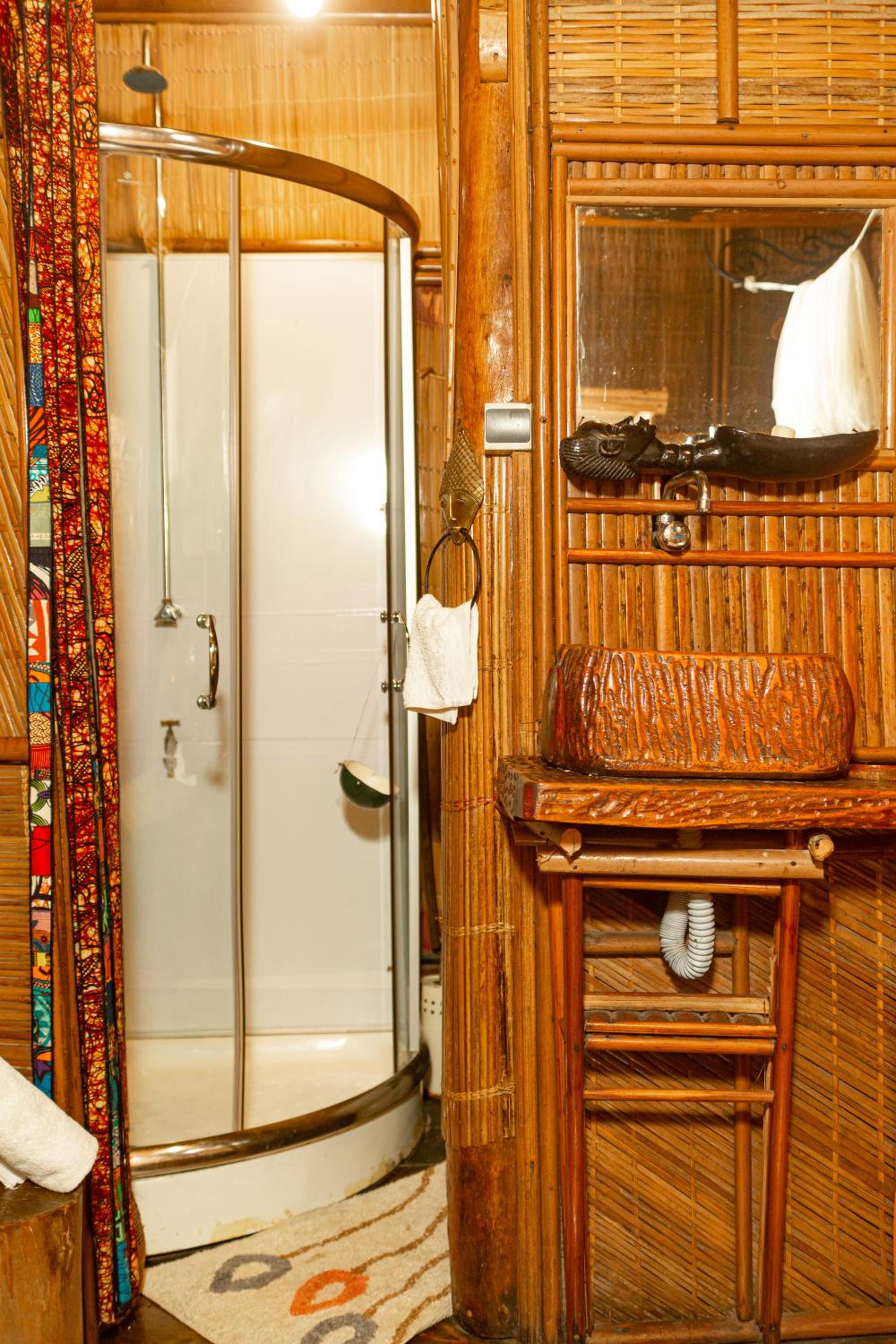 Alafia Lodge