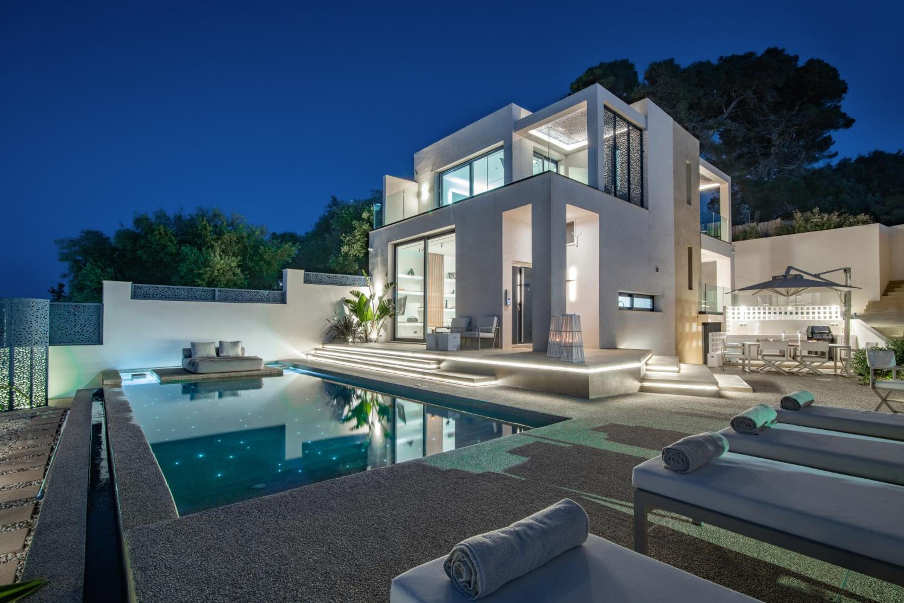 Ventus Villa - A Luxury Sea View Retreat in Akrotiri photo 3