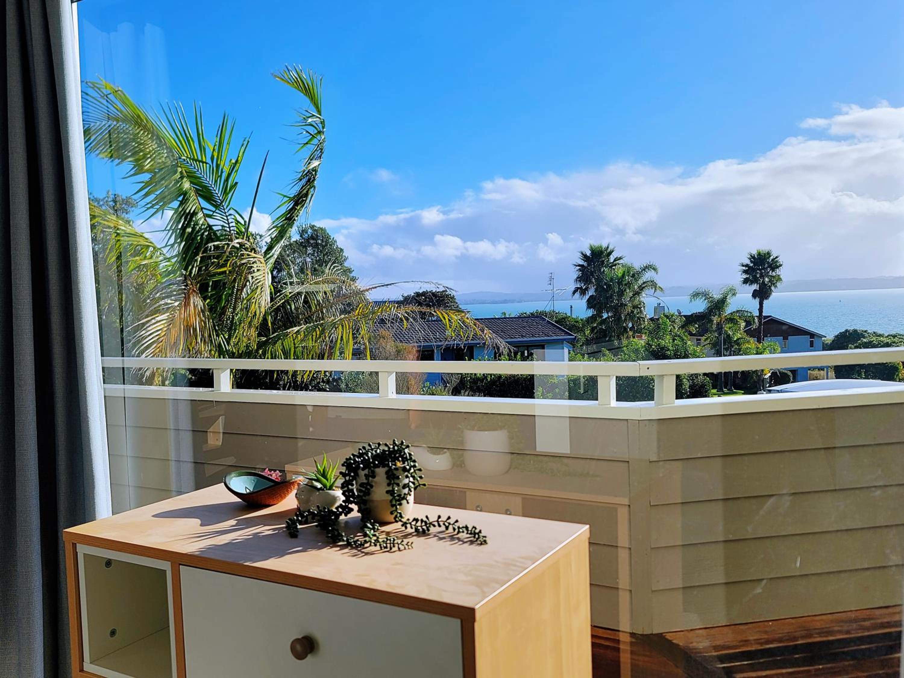Sea view 5 bedroom holiday house view 3