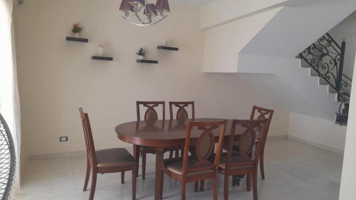 Mountain View North Coast Vila for Families Only