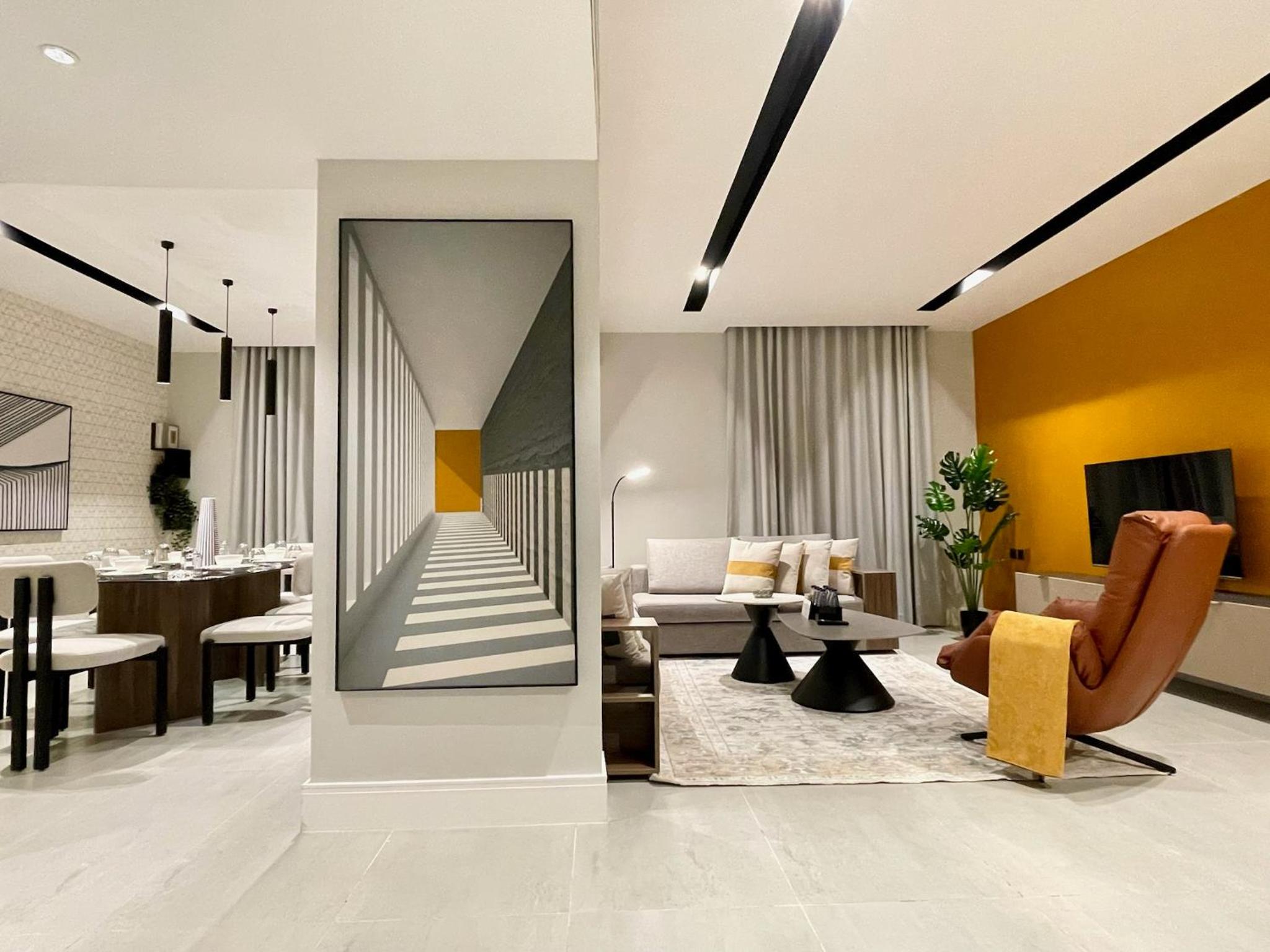 C Living - Executive - AQIQ