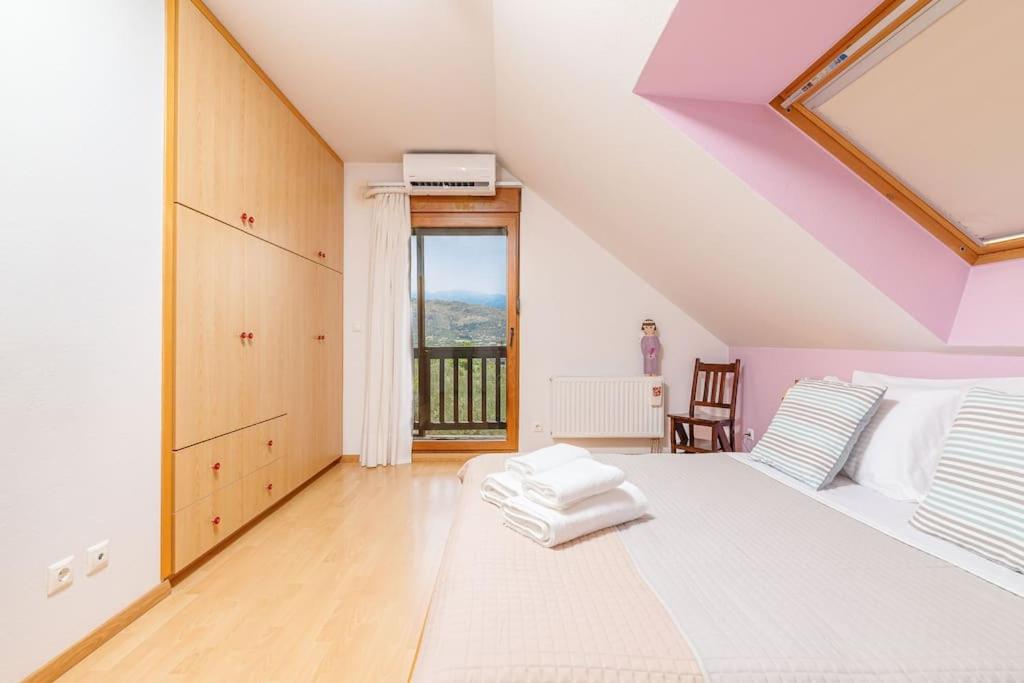 Villa in Green Estate with Heated Pool 2' from Golden Beach view 3