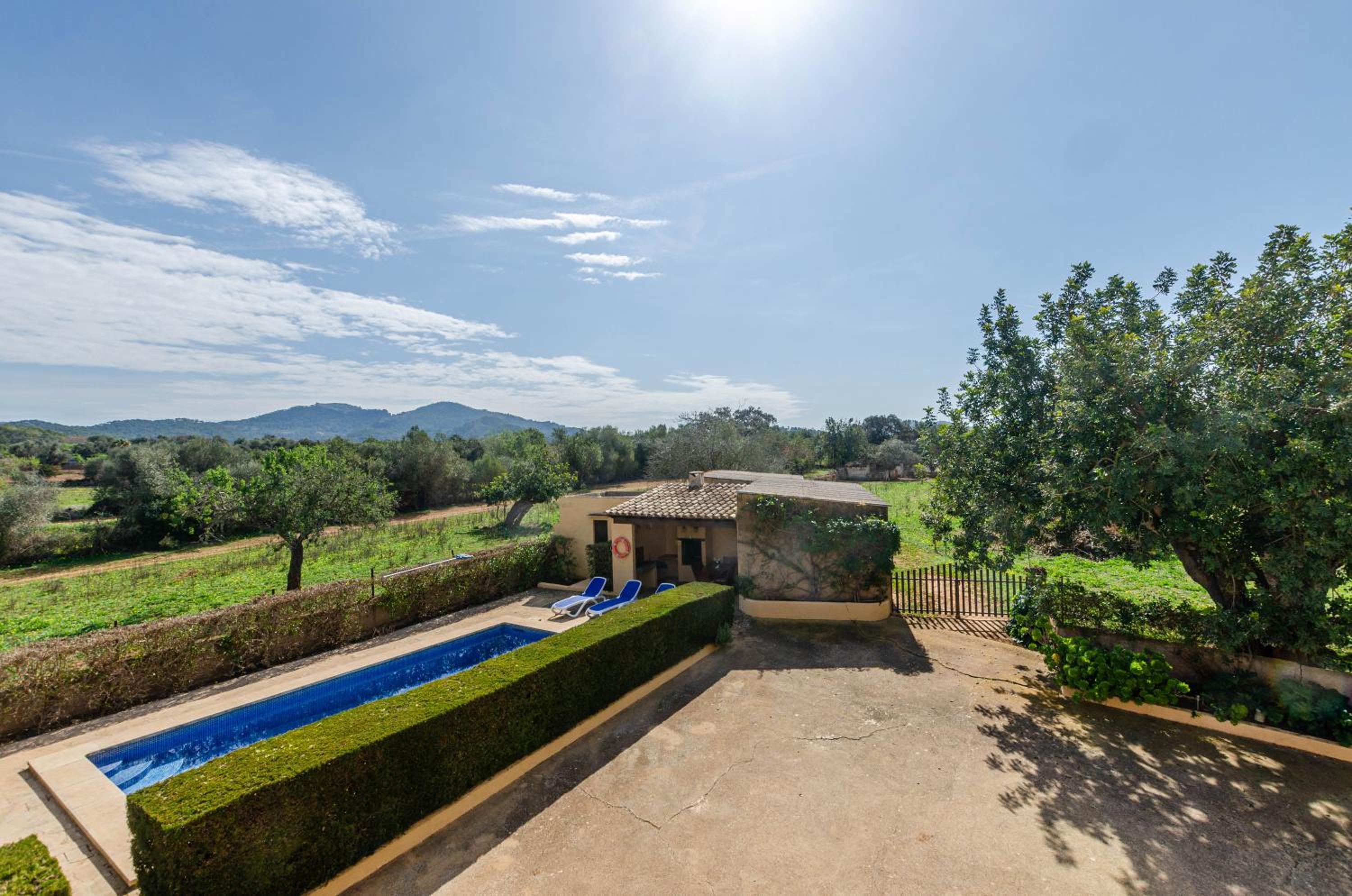 YourHouse Can Galeri villa