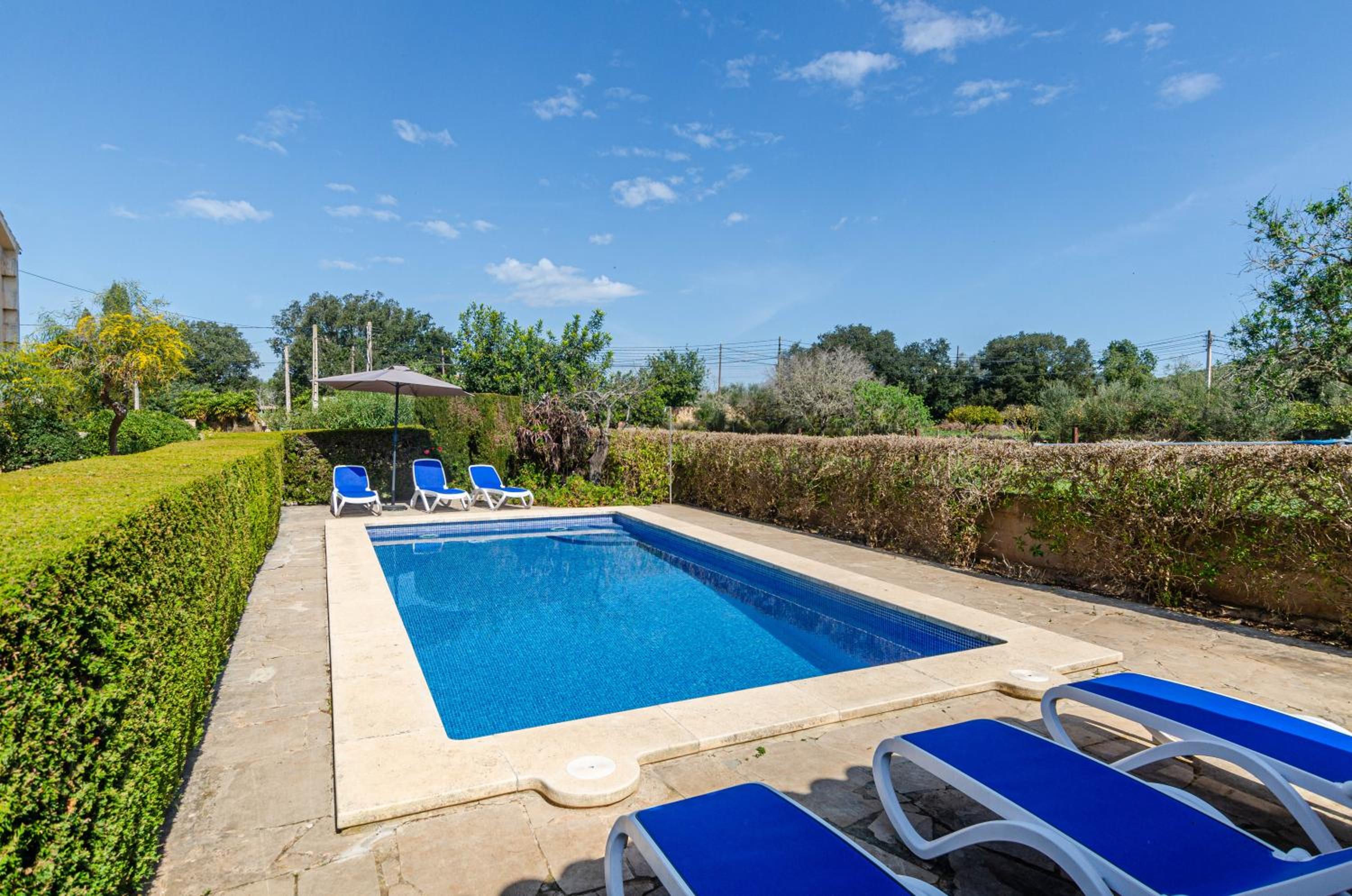 YourHouse Can Galeri villa