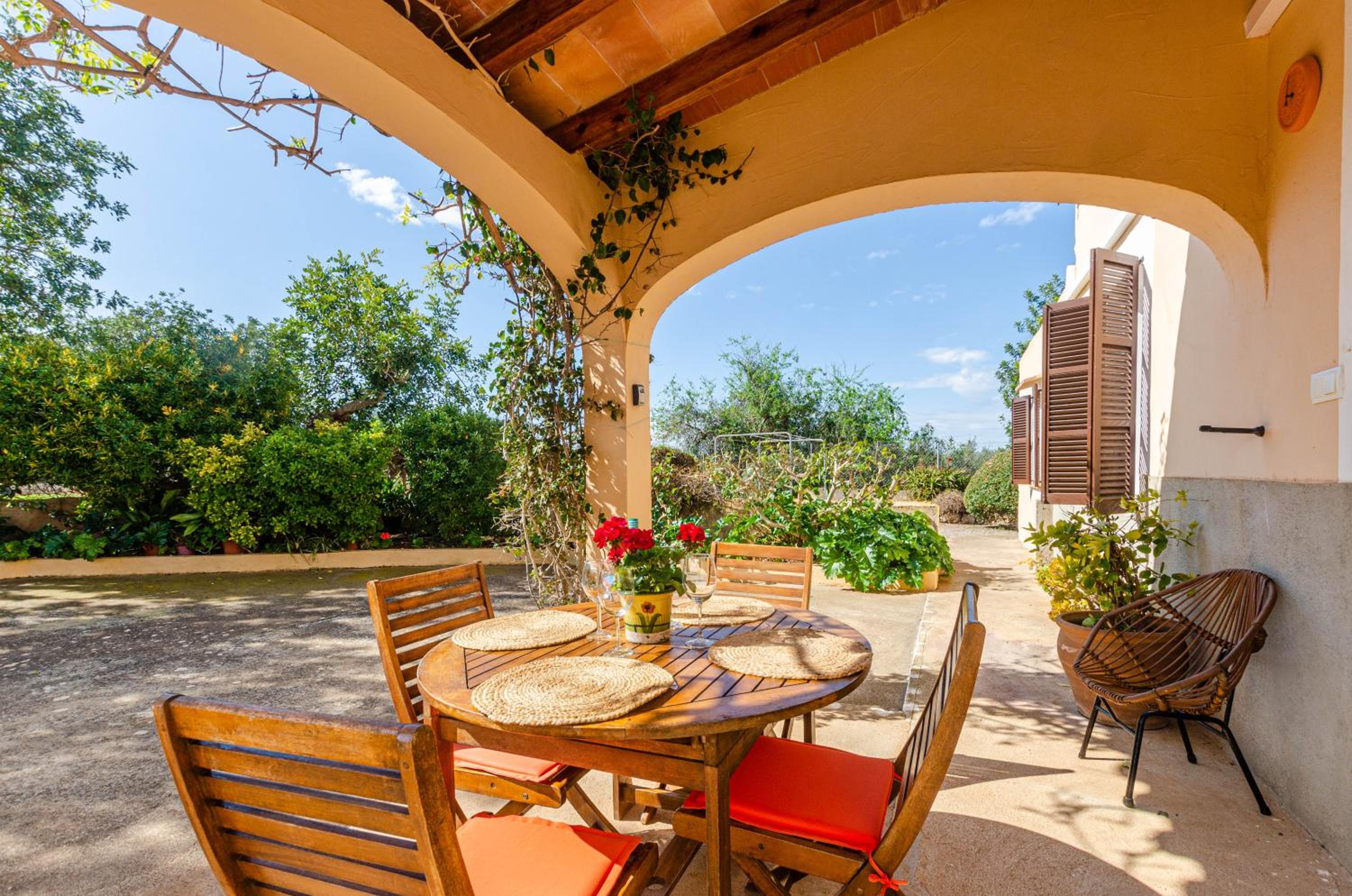 YourHouse Can Galeri villa