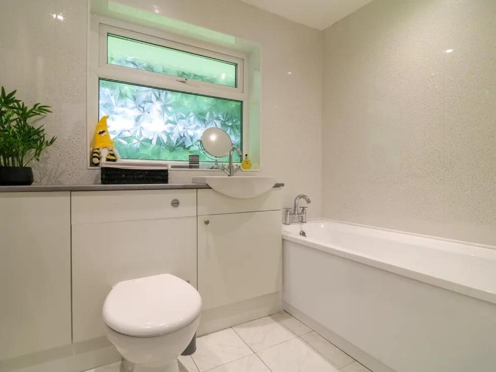 Beekeepers Cottage