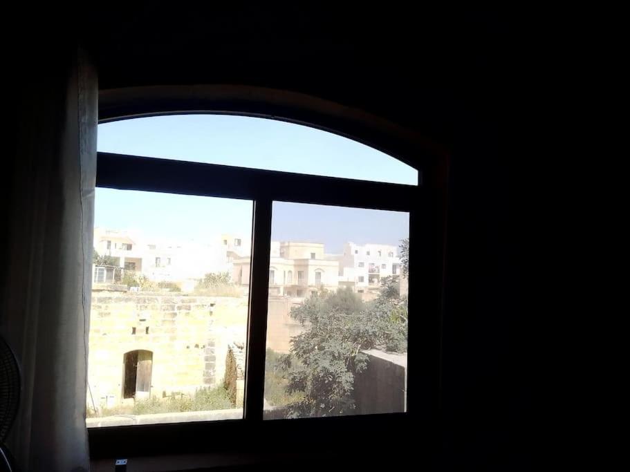 Bed and Breakfast Dar Tal-Lumija