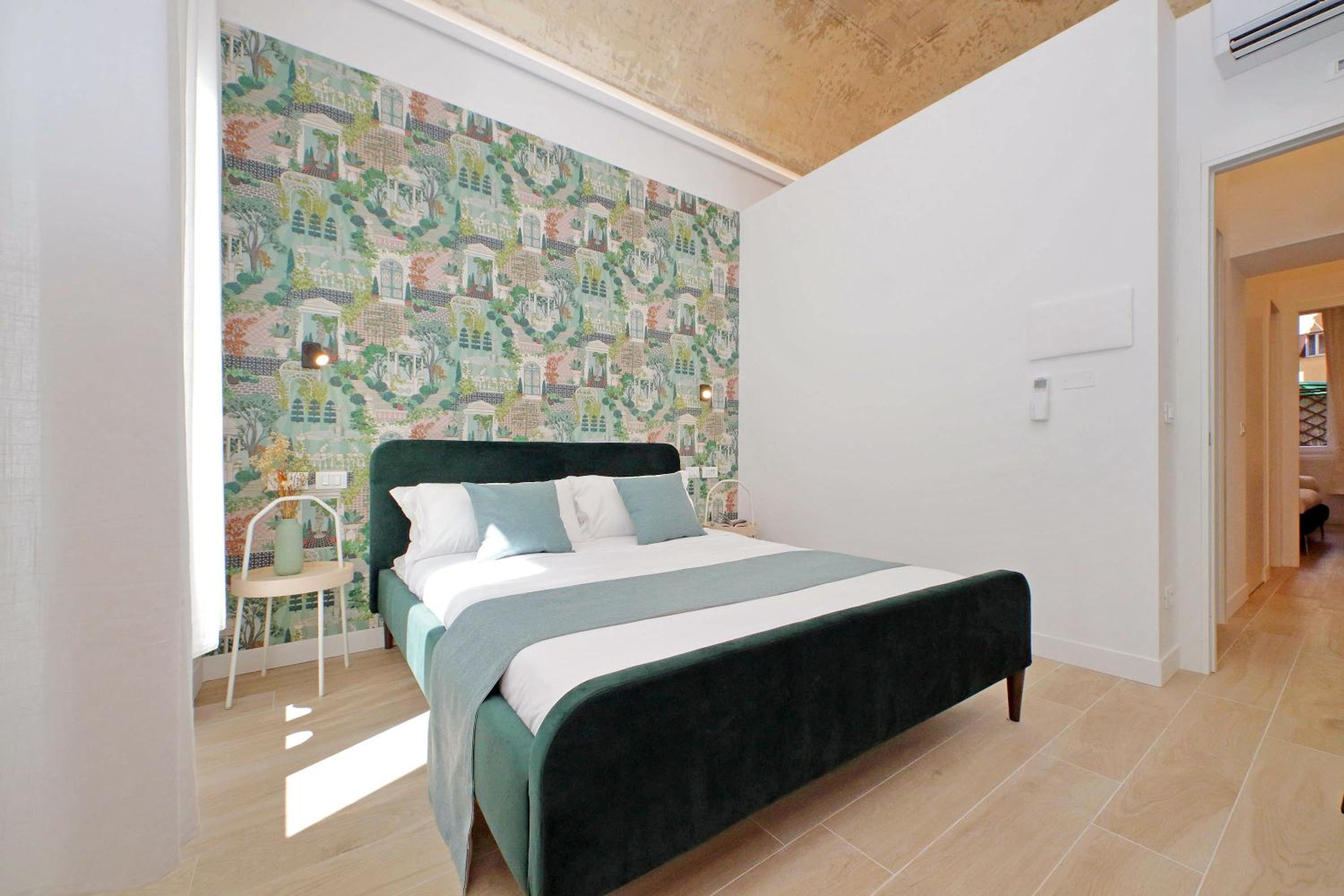Redseven Rome Apartments