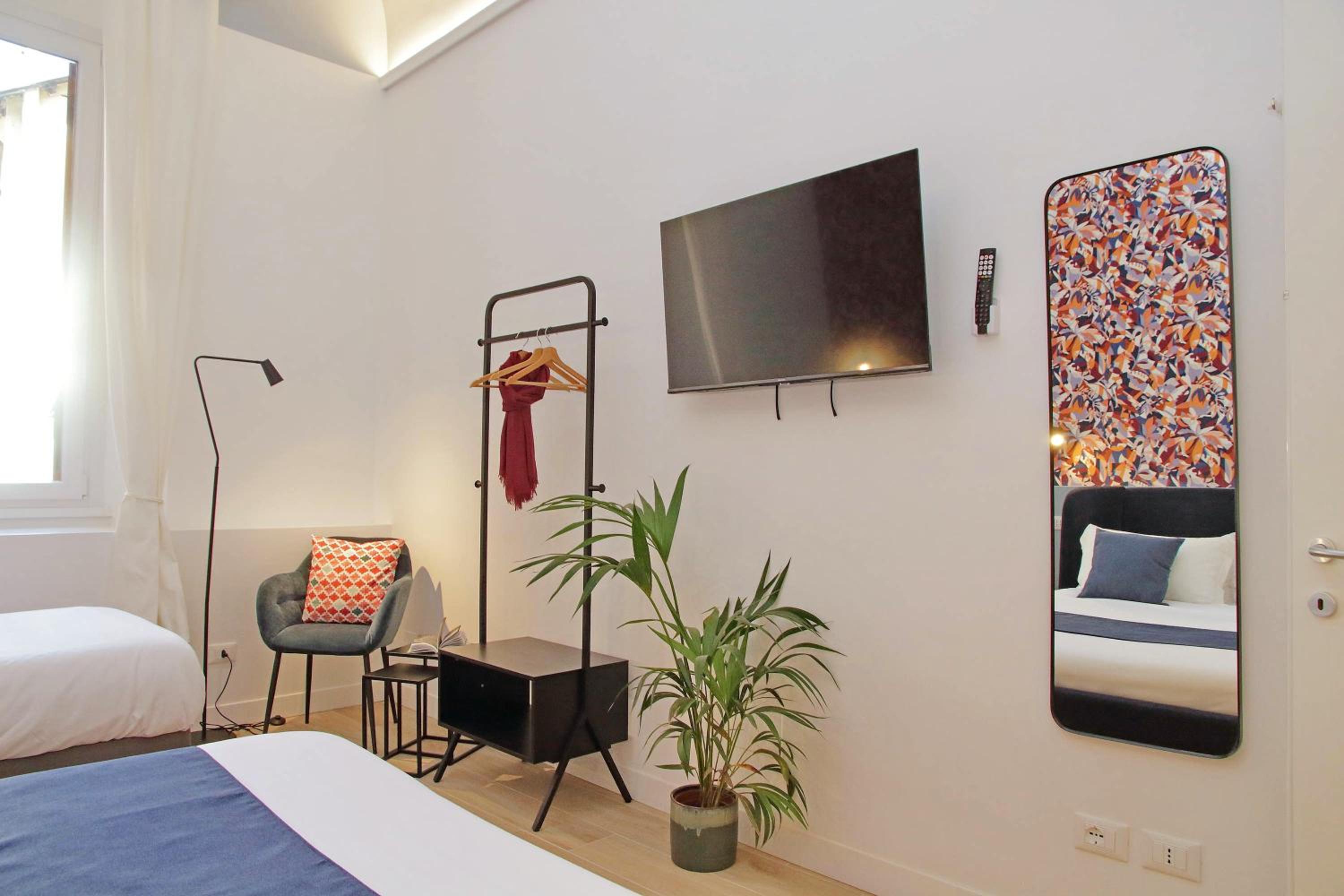Redseven Rome Apartments