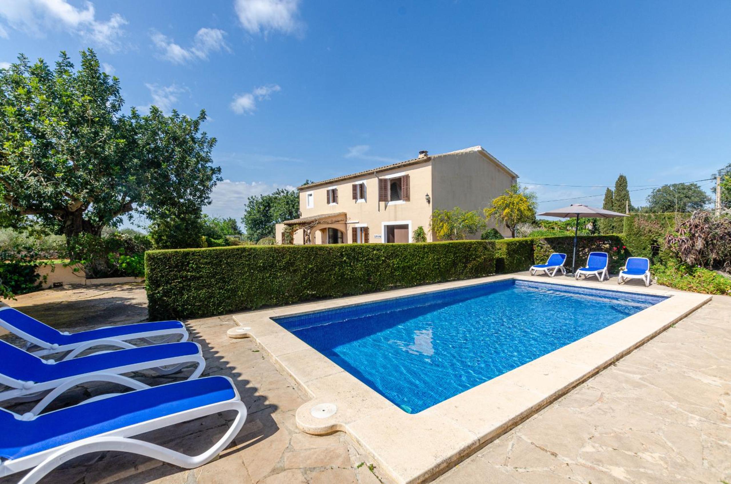 YourHouse Can Galeri villa