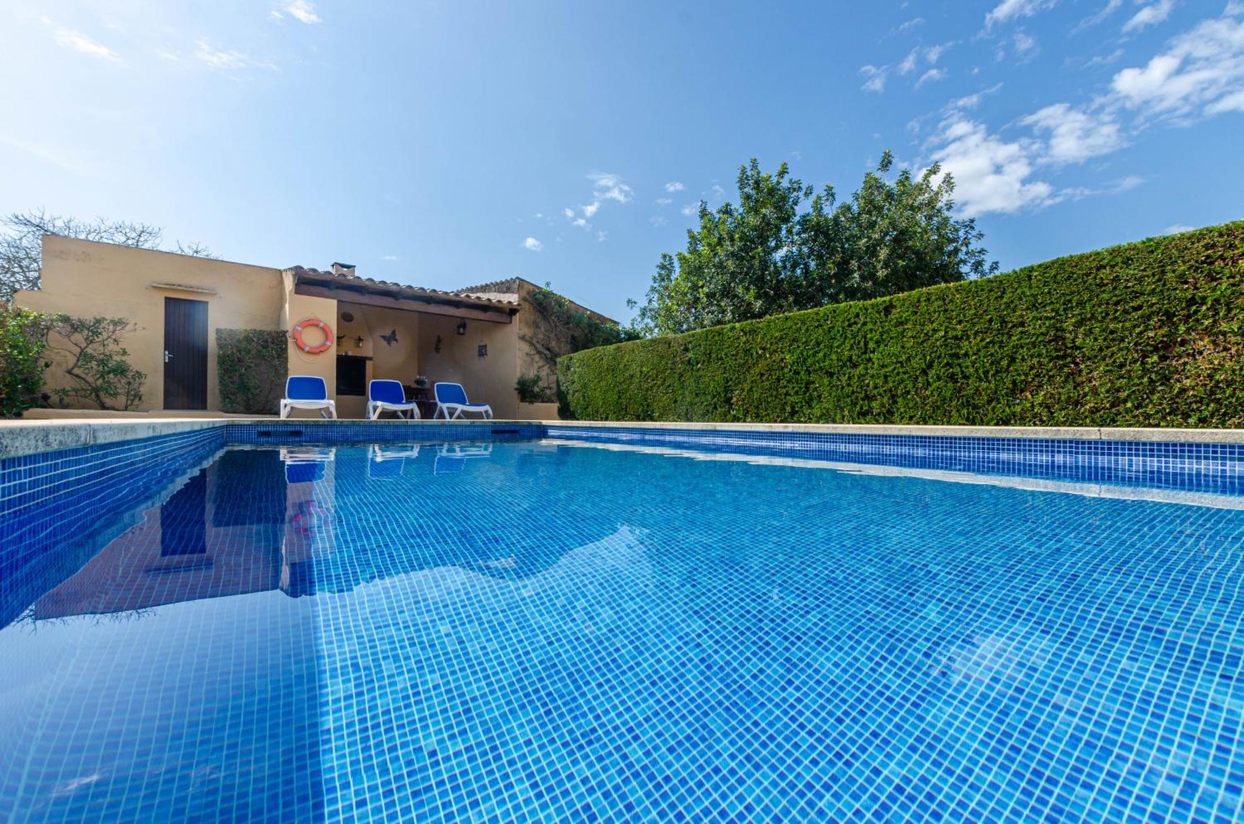YourHouse Can Galeri villa