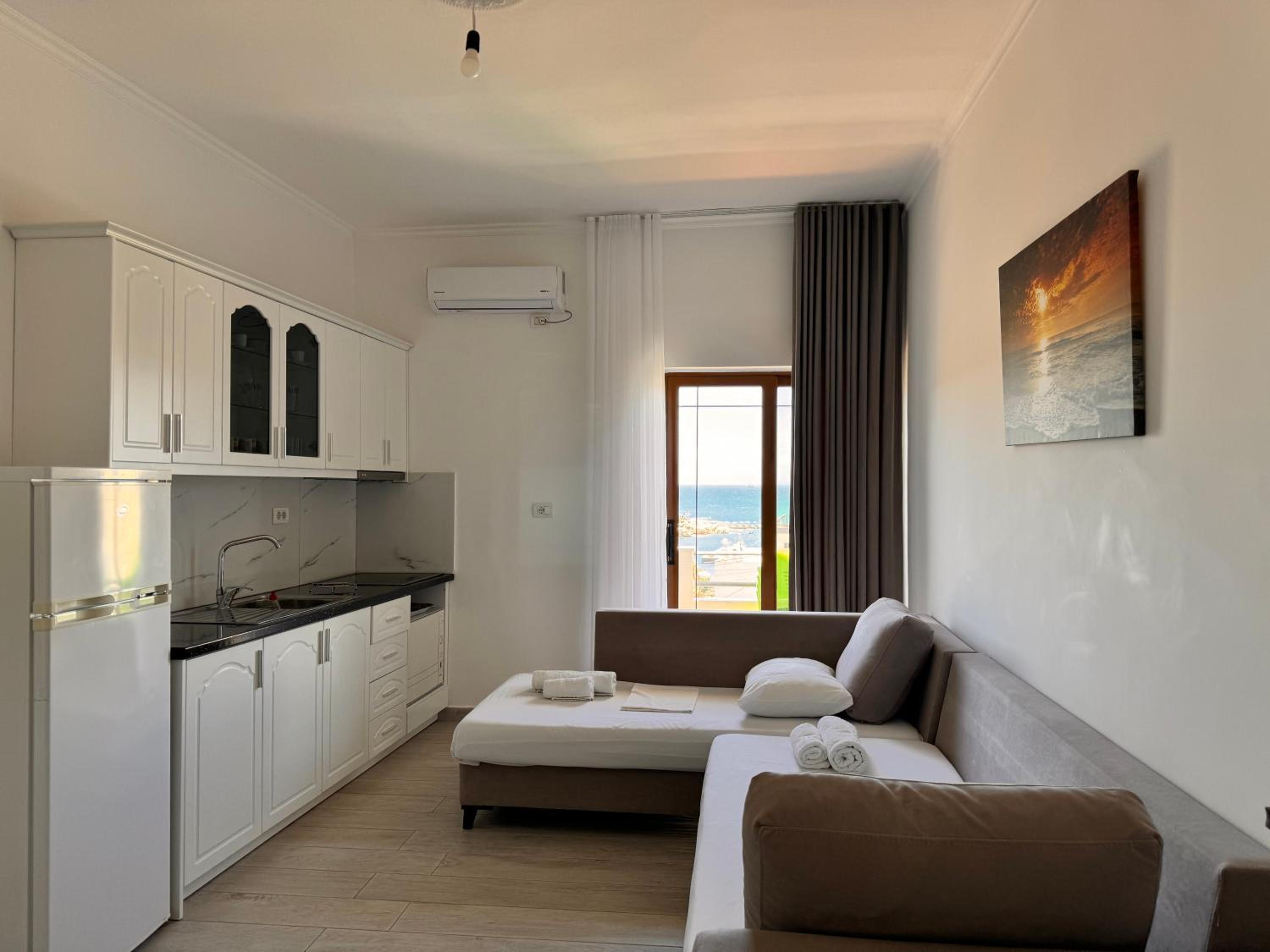 Dine Hotel