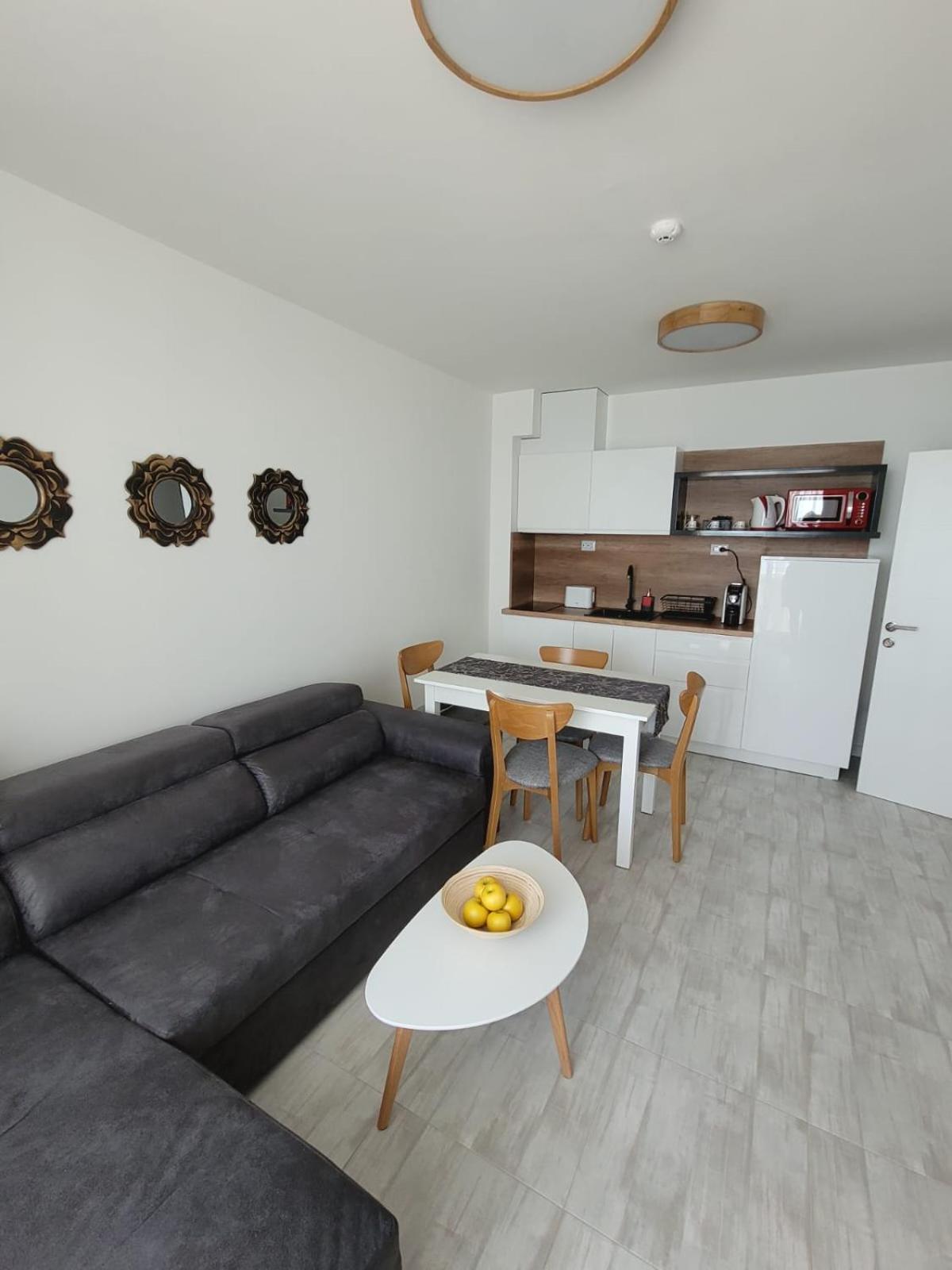 ONYX 1 Private Apartment Kralev