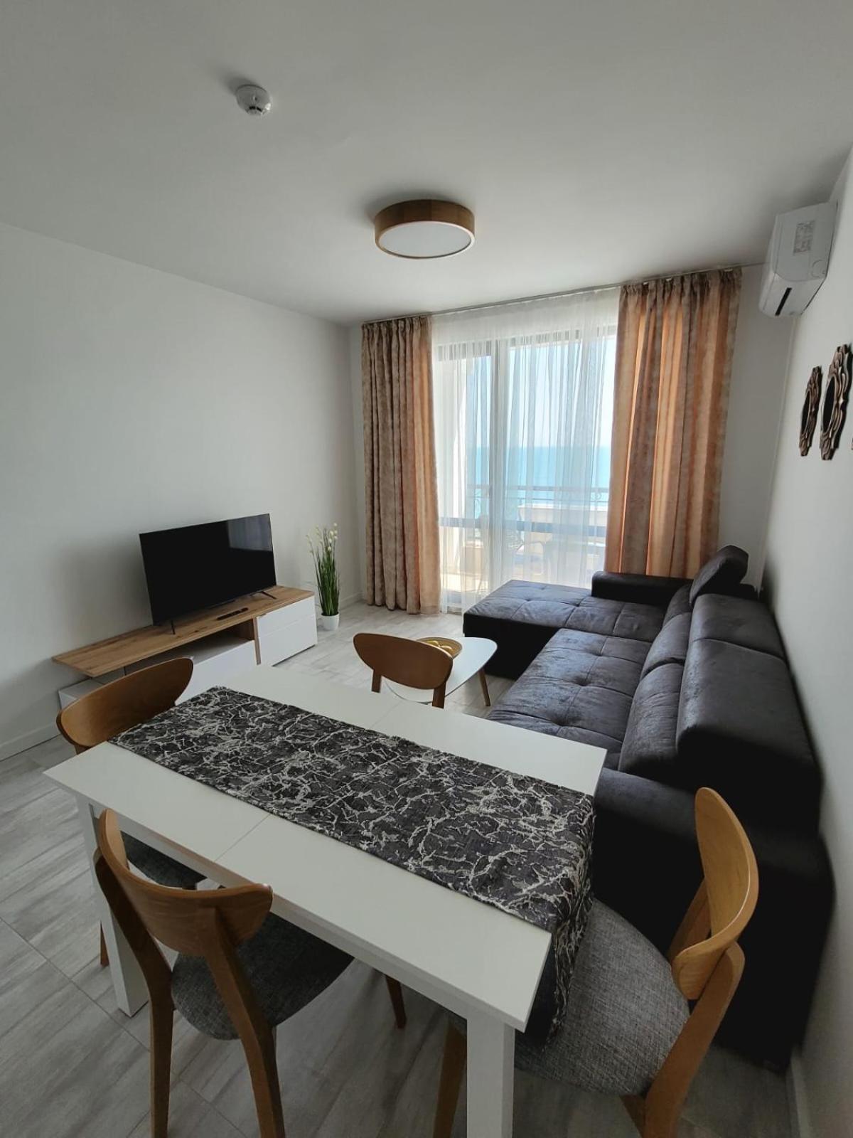 ONYX 1 Private Apartment Kralev