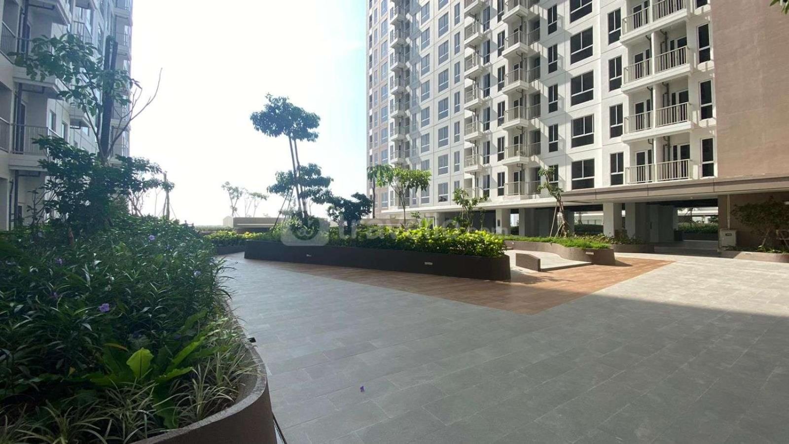 Simply Look Studio at Tokyo Riverside PIK 2 Apartment By Travelio view 4