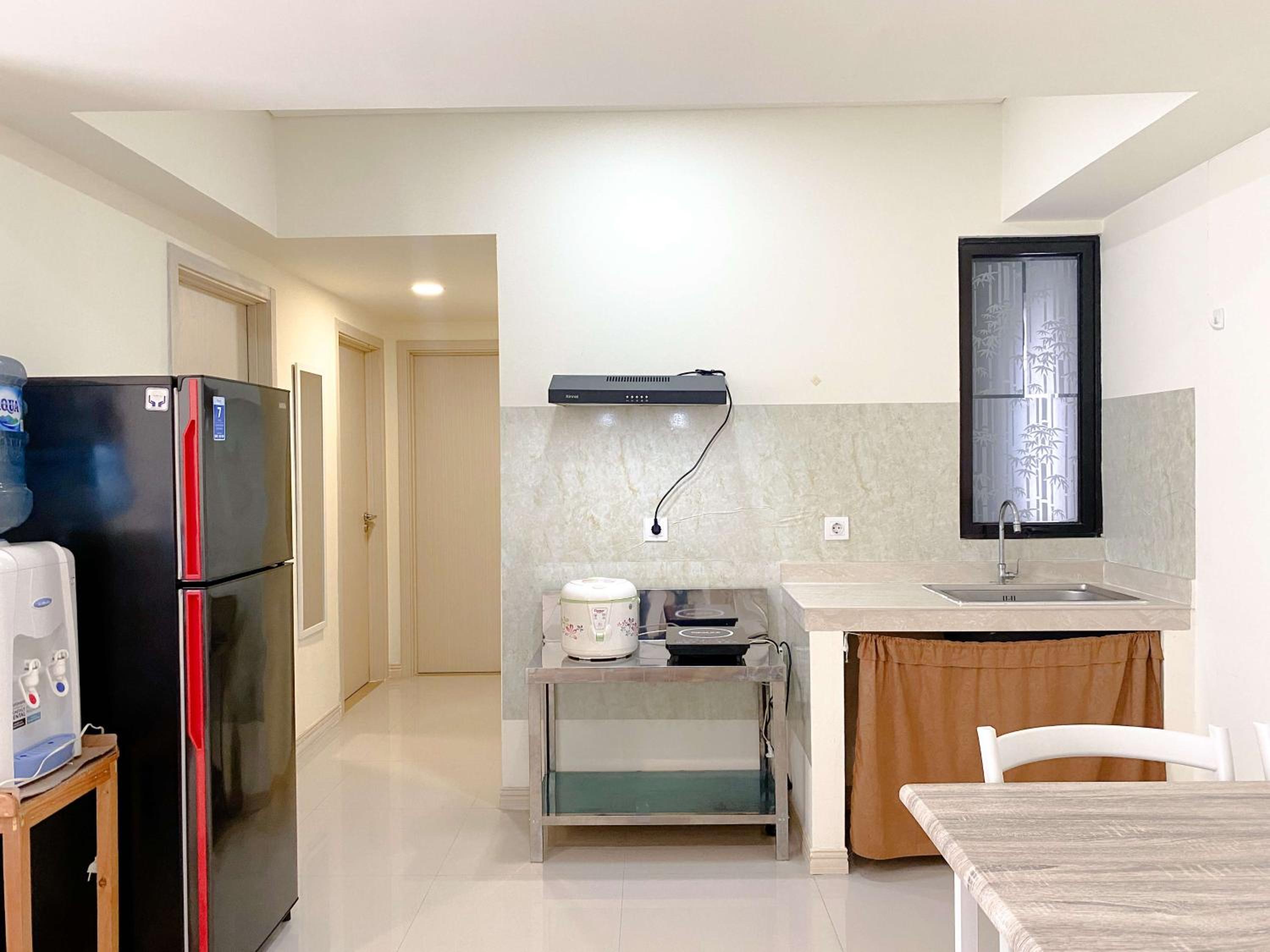Comfortable and Spacious 3BR Meikarta Apartment By Travelio