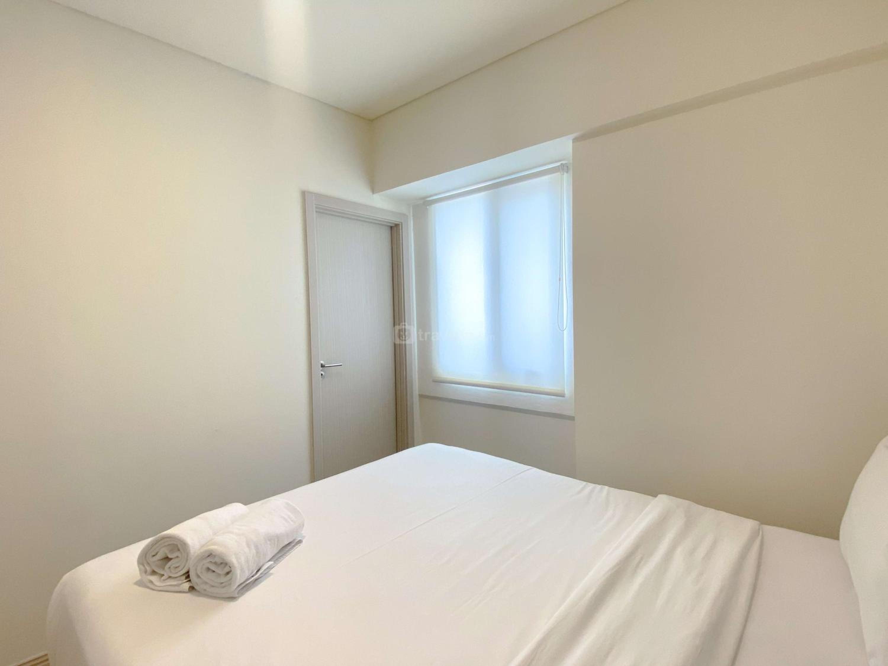 Comfortable and Spacious 3BR Meikarta Apartment By Travelio