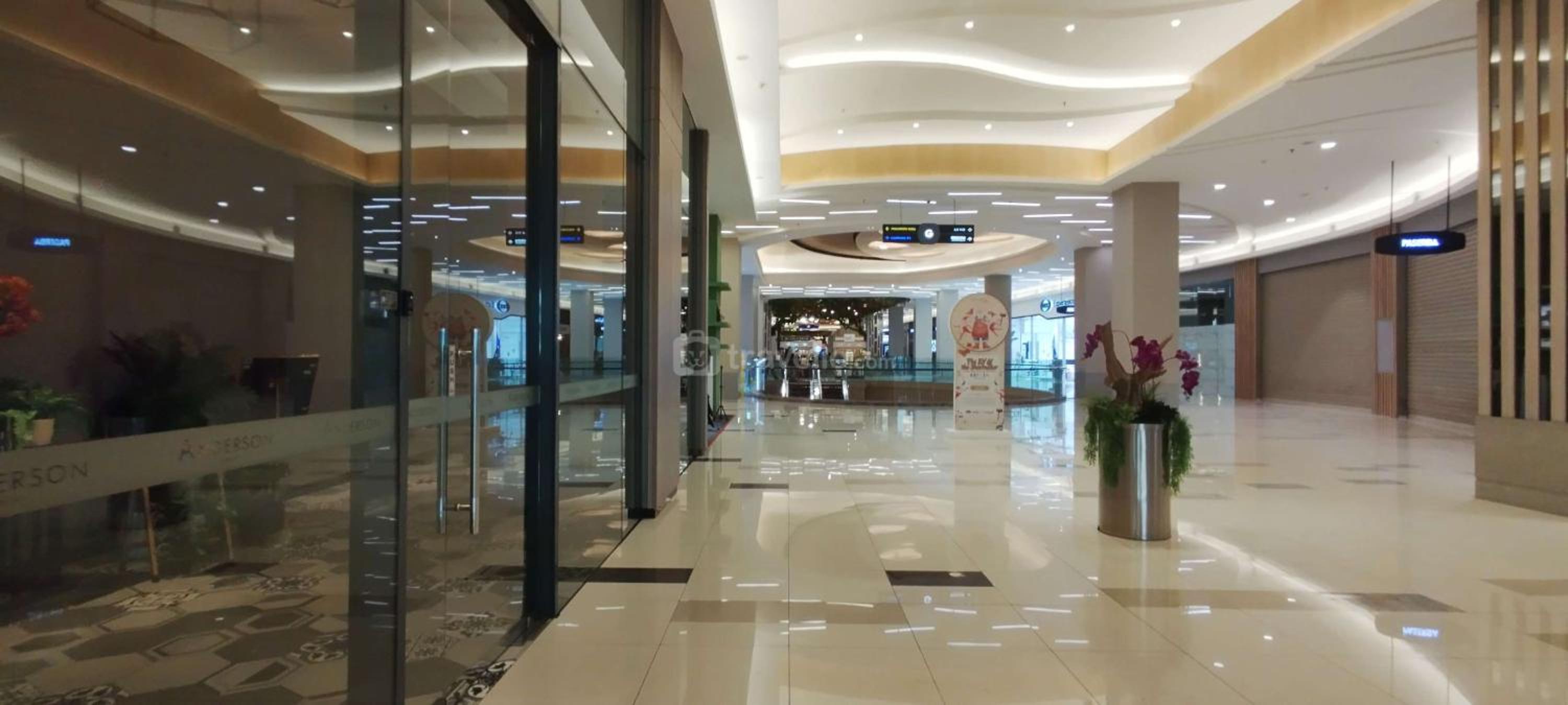 Comfortable Living 2BR at Anderson Supermall Mansion Apartment By Travelio