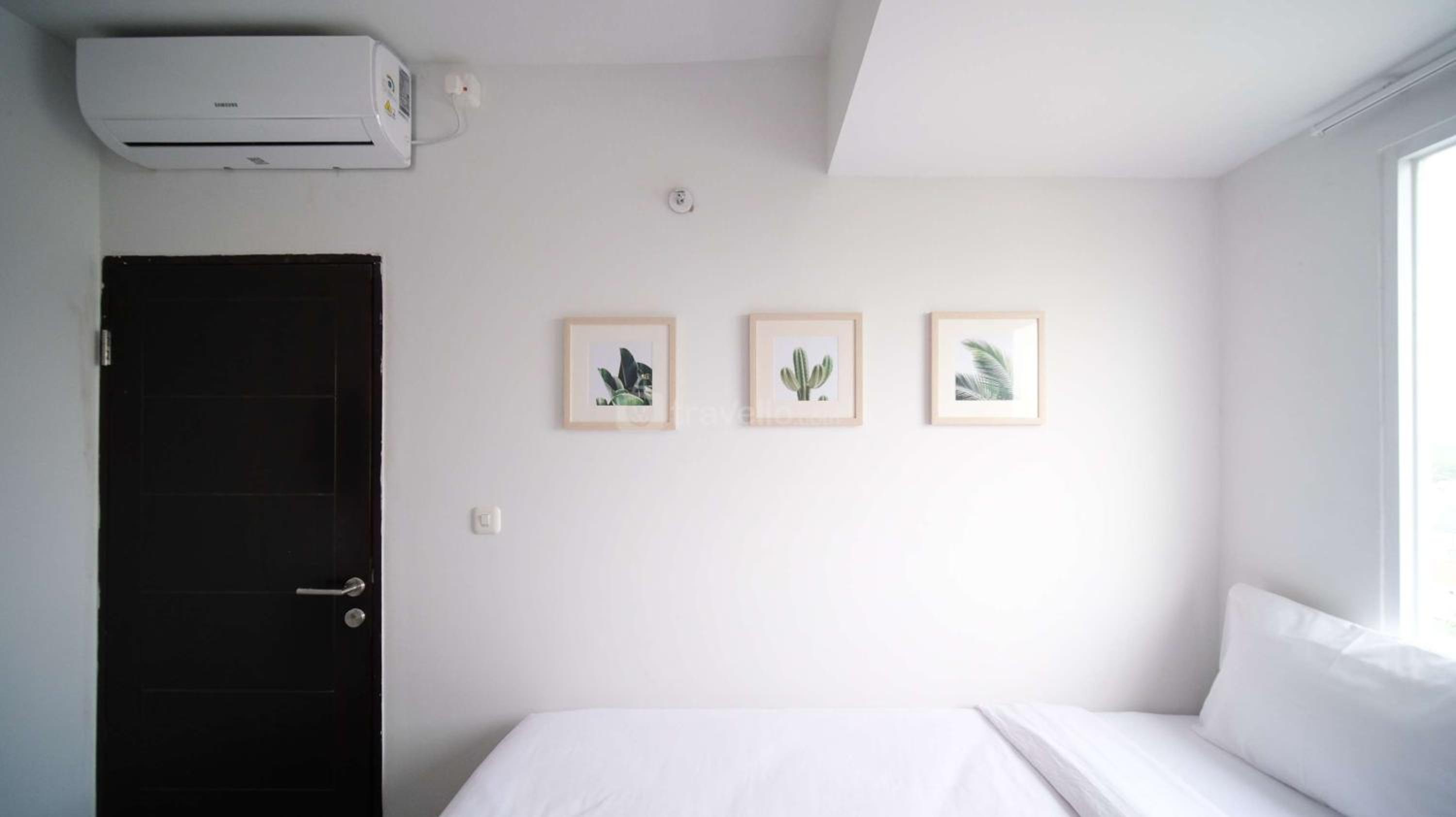 Compact and New 2BR Apartment at Suncity Residence By Travelio view 3