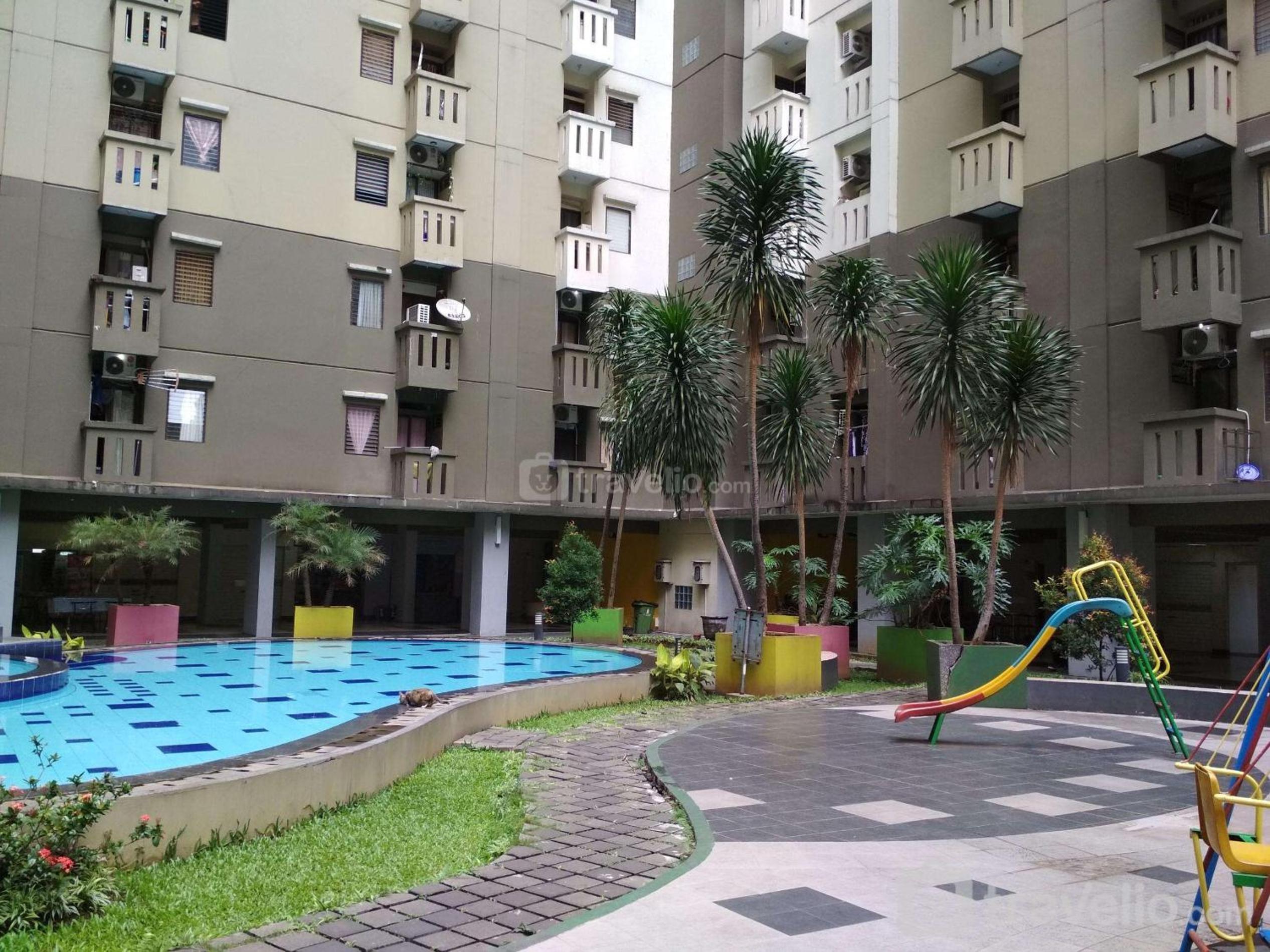 Private & Stylish 2BR at Gateway Apartment Ahmad Yani Cicadas By Travelio view 2