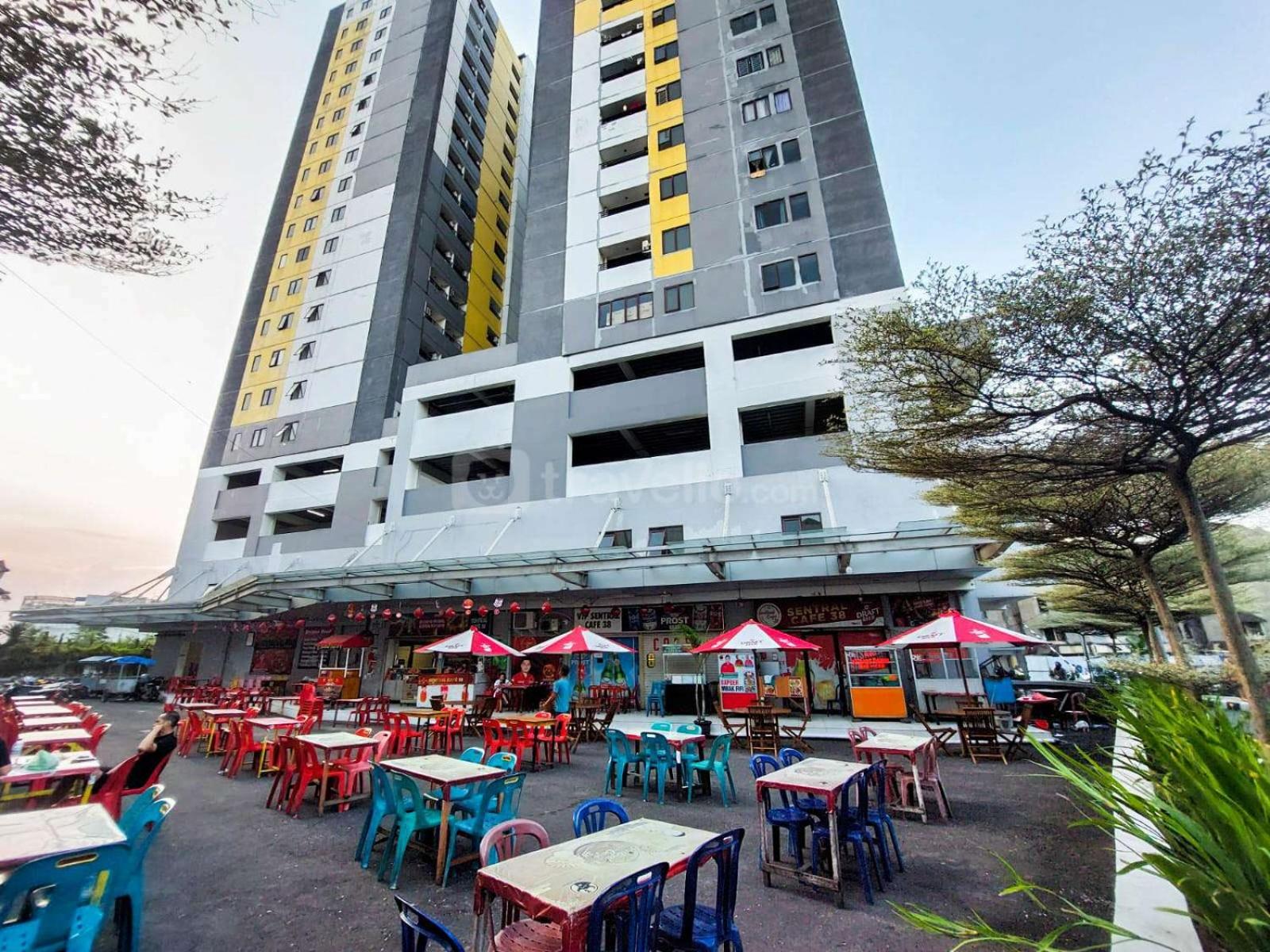 Good and Restful Studio (No Kitchen) at Sentraland Medan Apartment By Travelio view 2