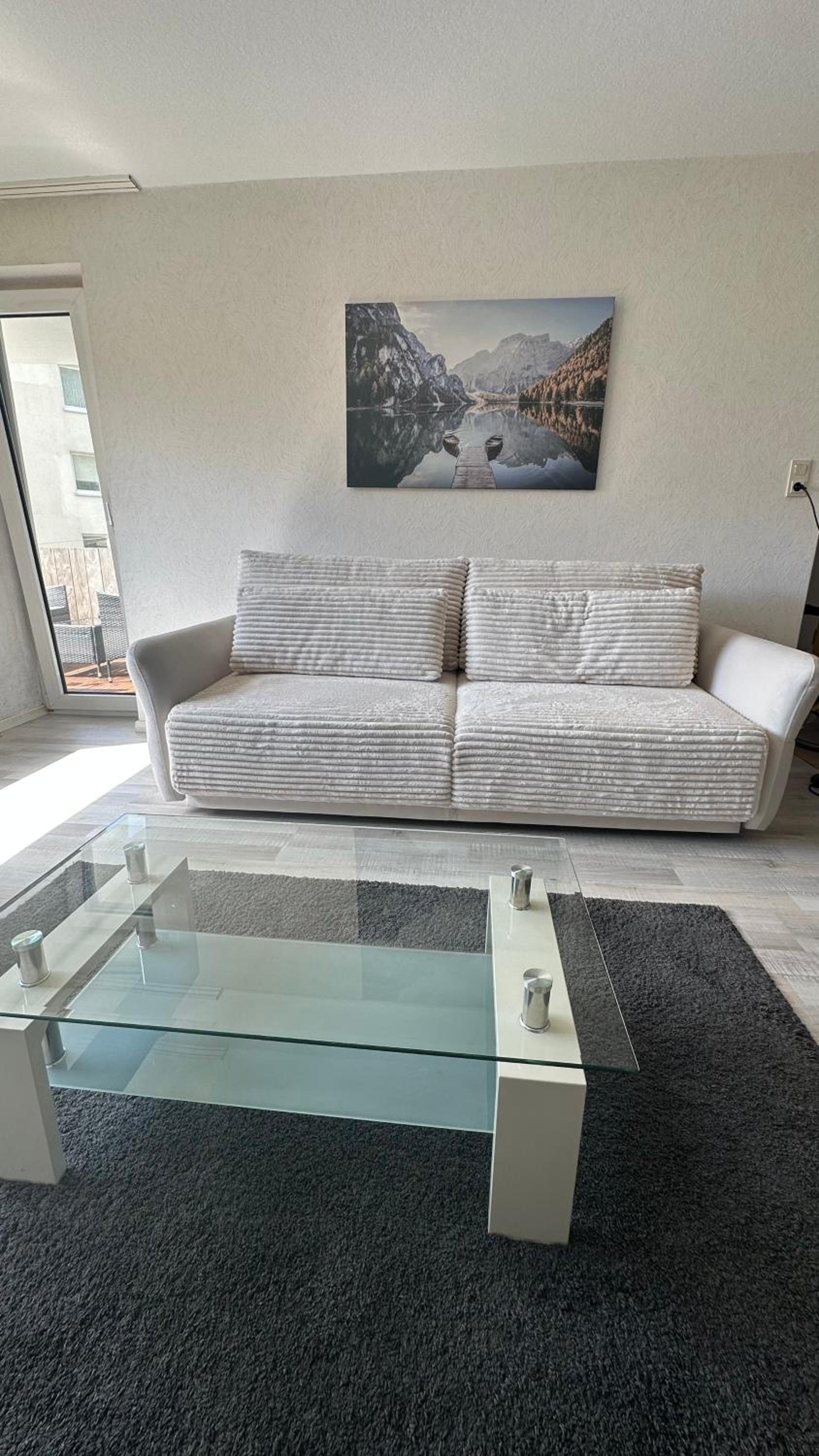 FEWO am Deich 1 Zentral mit Stadtblick und Kontaktloser Check in