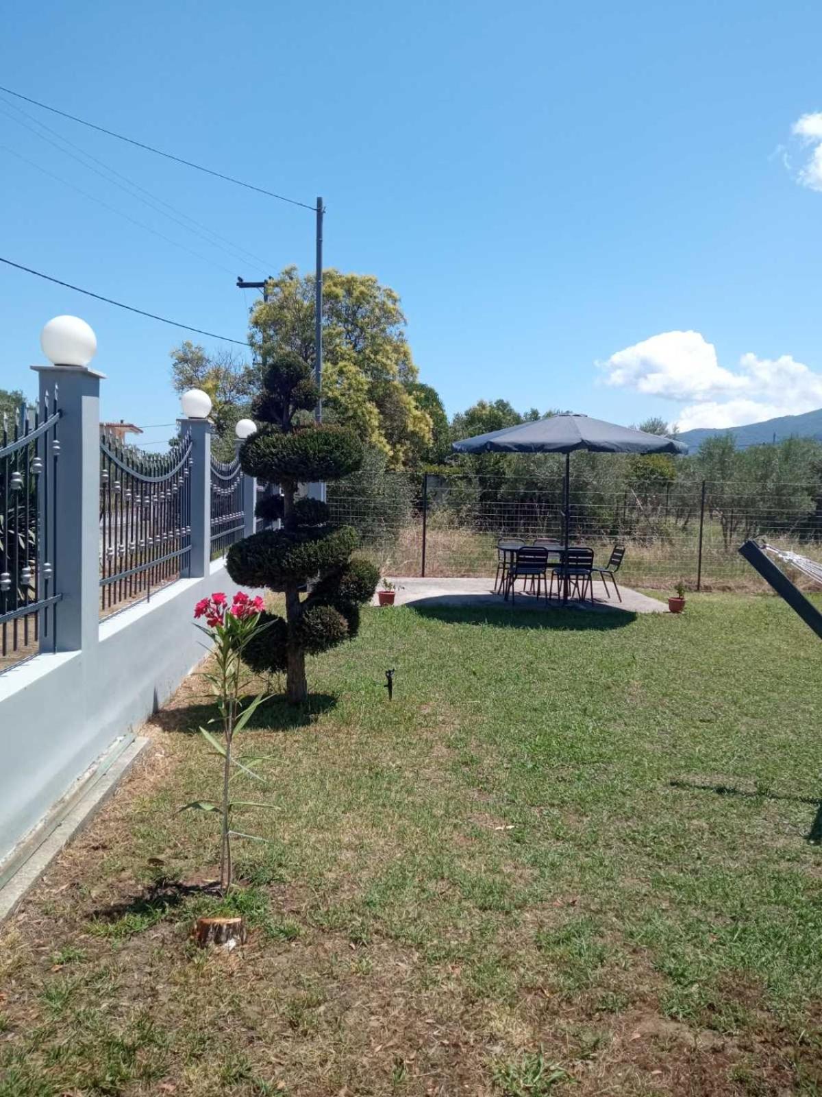Gold Crest House Vrasna view 4