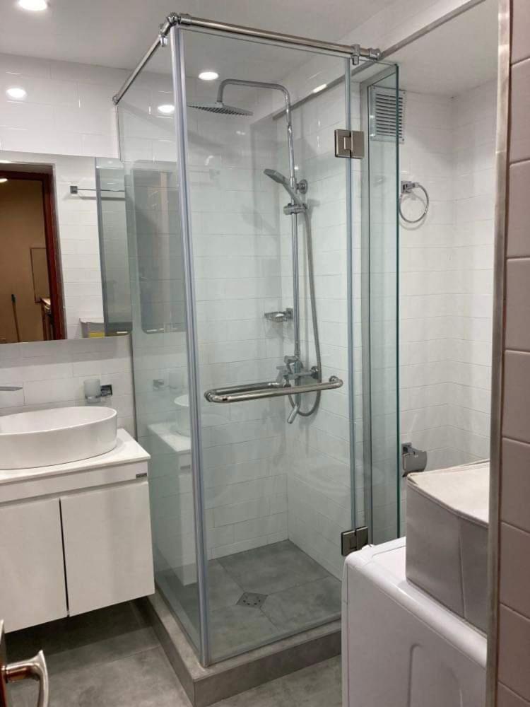 Spacious & Stylish Central Studio