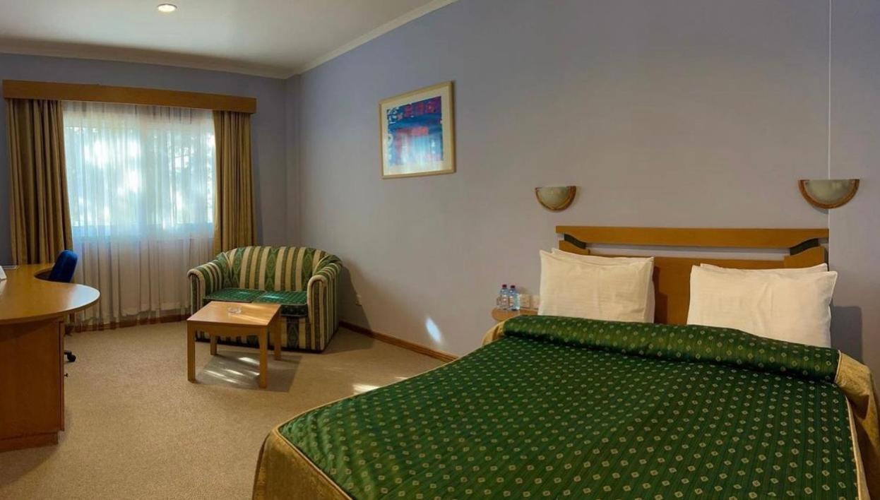 The Crescent Beach Hotel