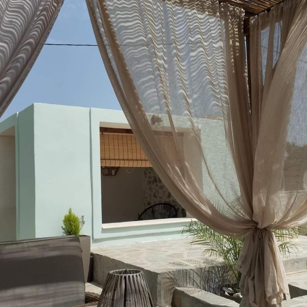 Pasiphae Luxury House