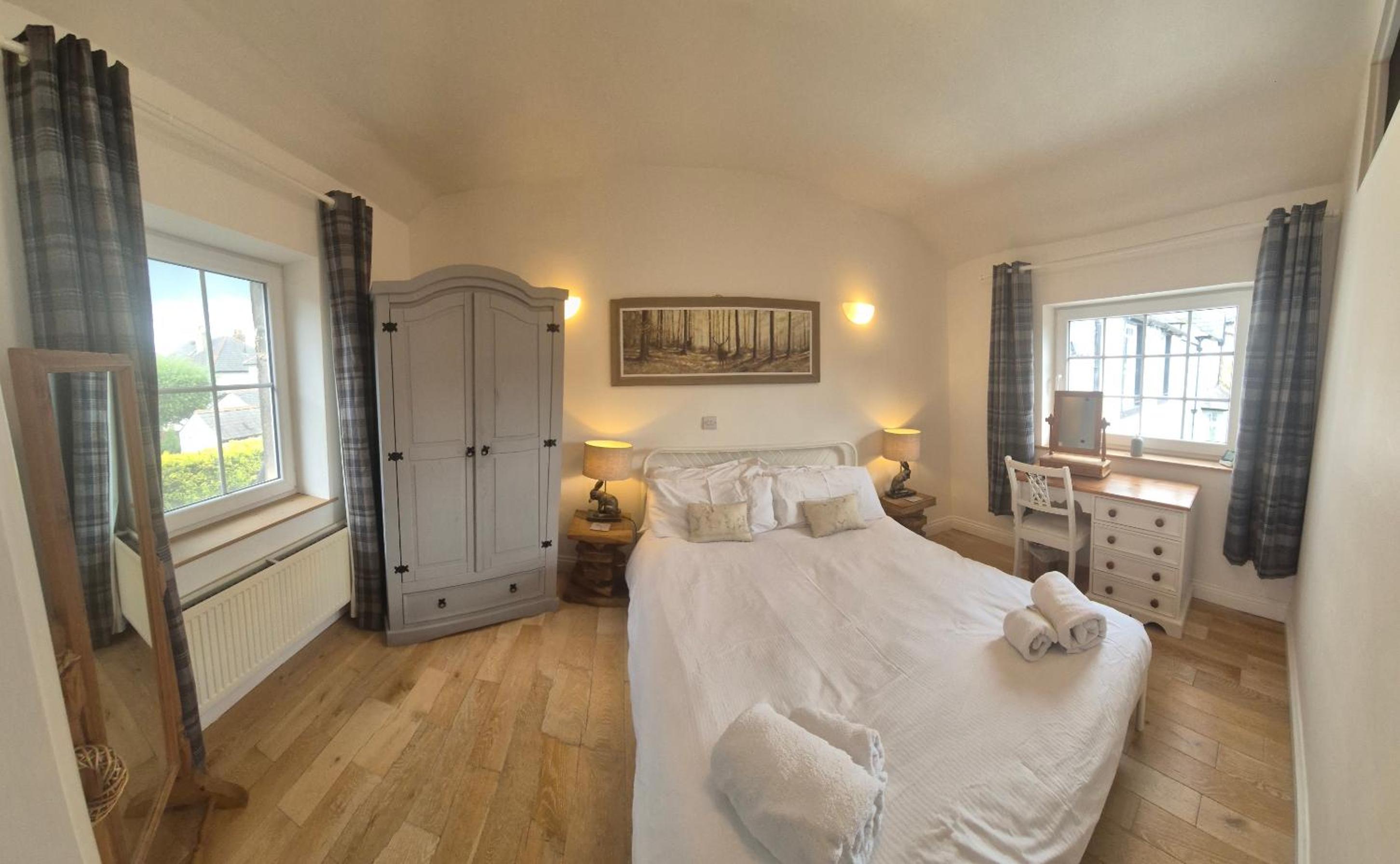 Bowland Breaks - Cobble View Cottage Cosy Retreat, Parking, Near Wedding Venues, Village Location with 3 great pubs view 2