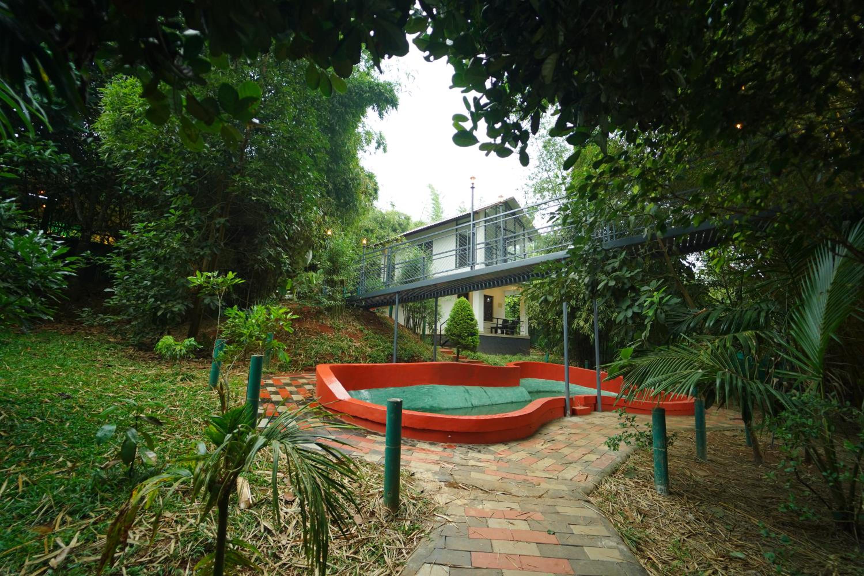 Photo 32