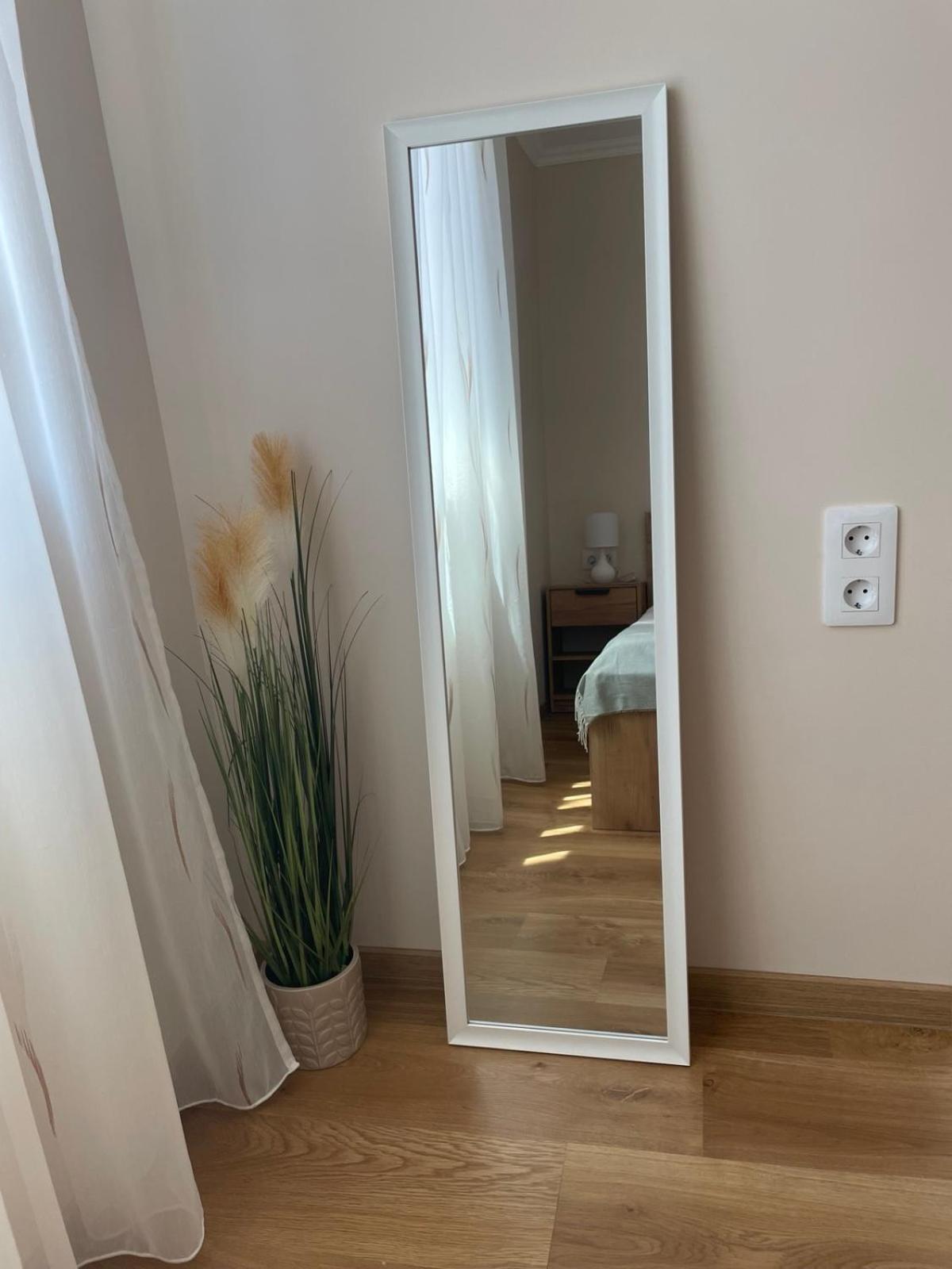 Seven Hills Apartment with optional Parking