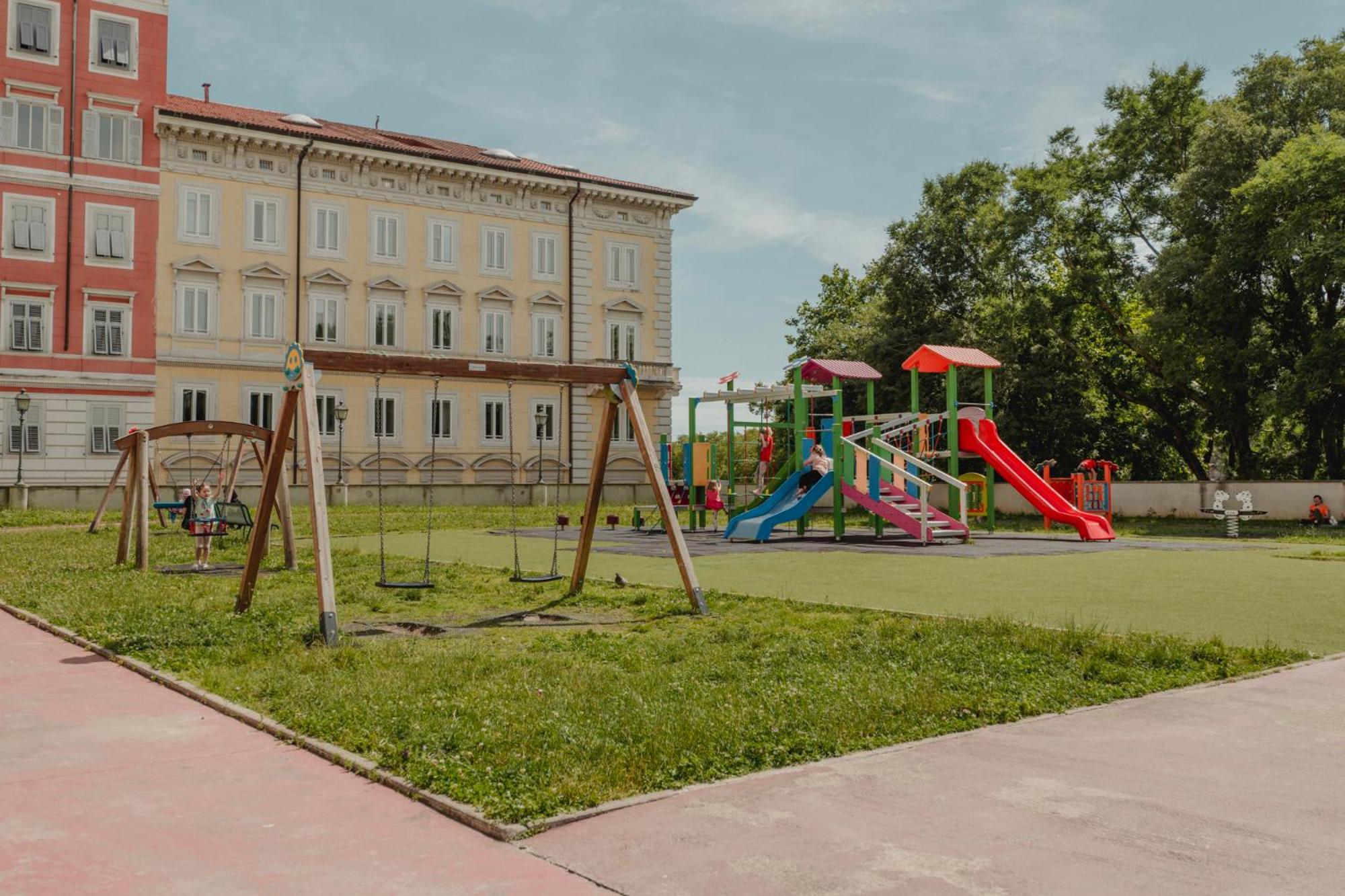 Rofesi Apartment