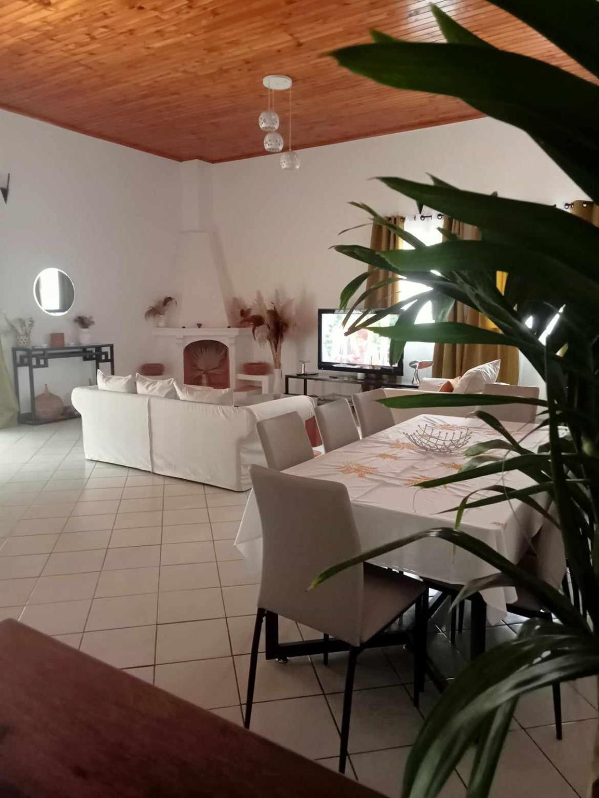 Villa en résidence proche de l'aéroport