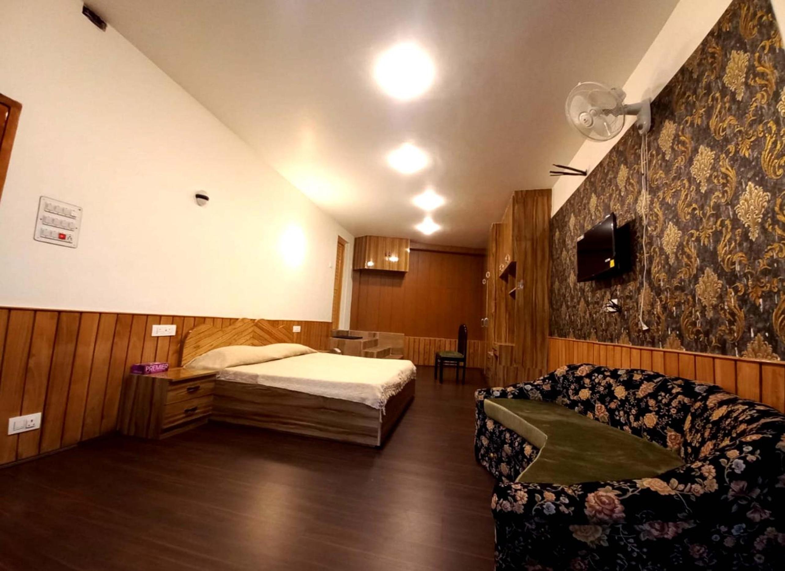 Photo 15