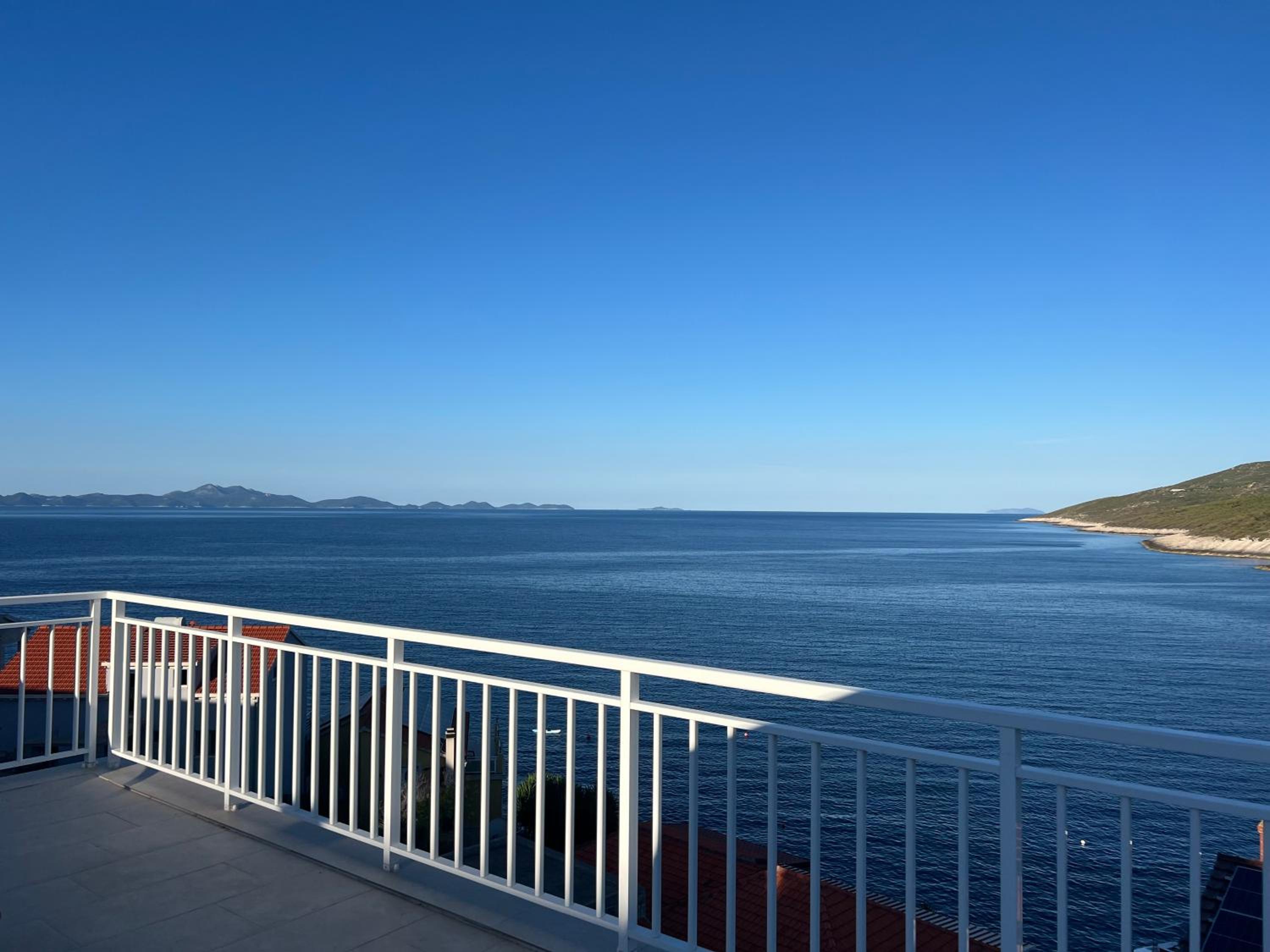 Meerblick mit Traumterrasse