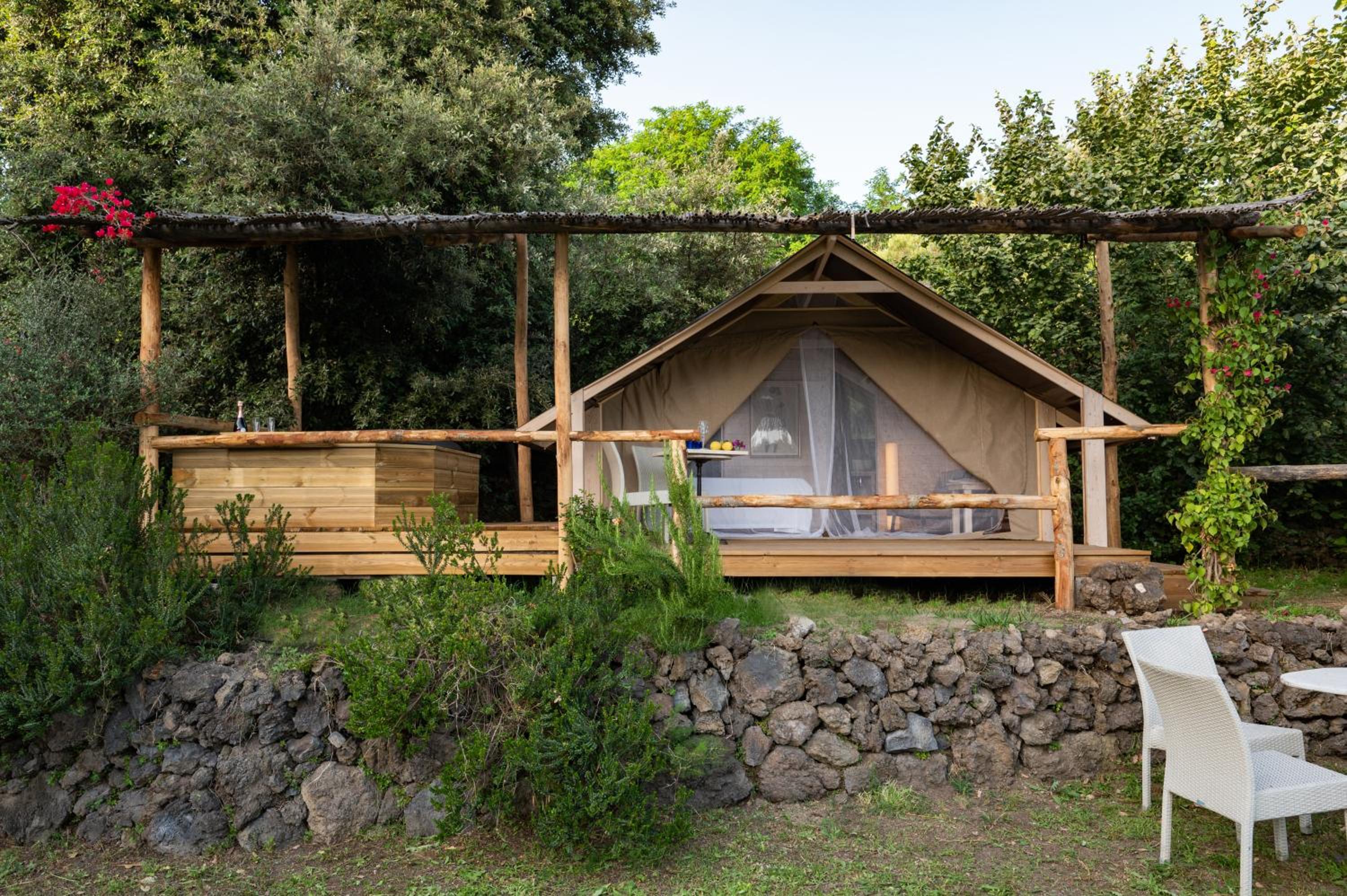 Vesuvian glamping